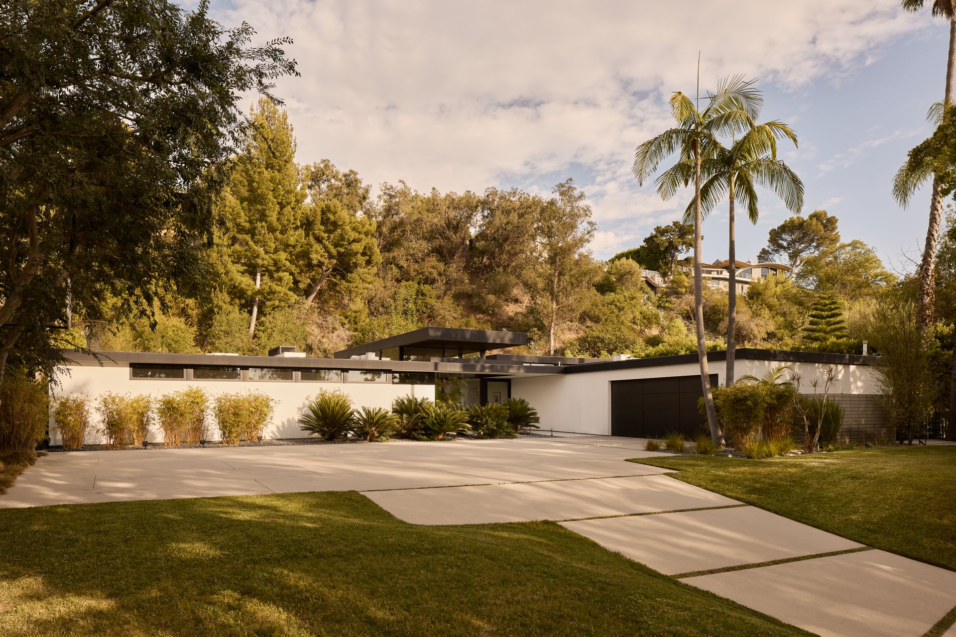 570 Evelyn Pl, Beverly Hills