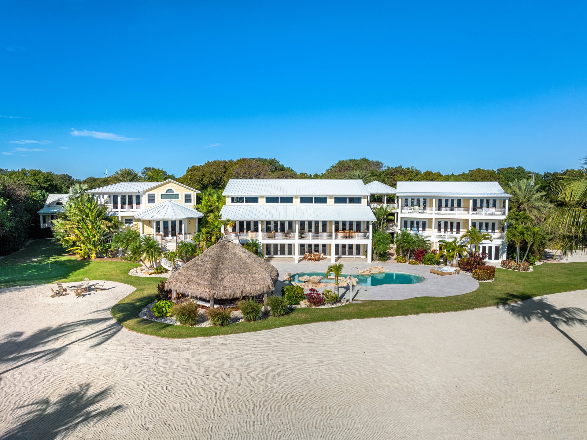 Palm Paradise 