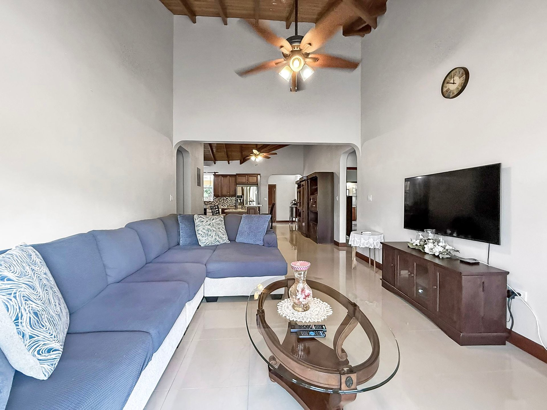 1069 Sea Cows Bay 3 Bedroom Apartment