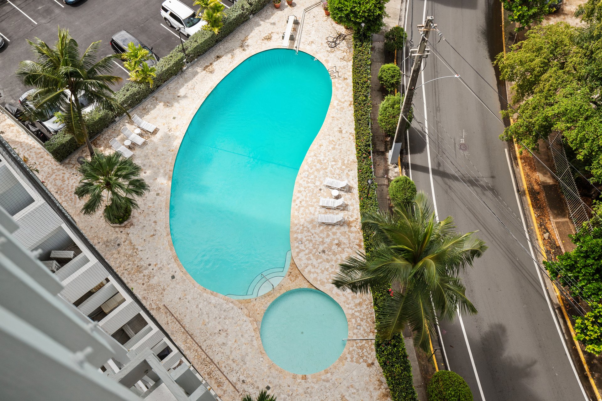 Cond. PRILA #17C, 70 Kings Court, Condado