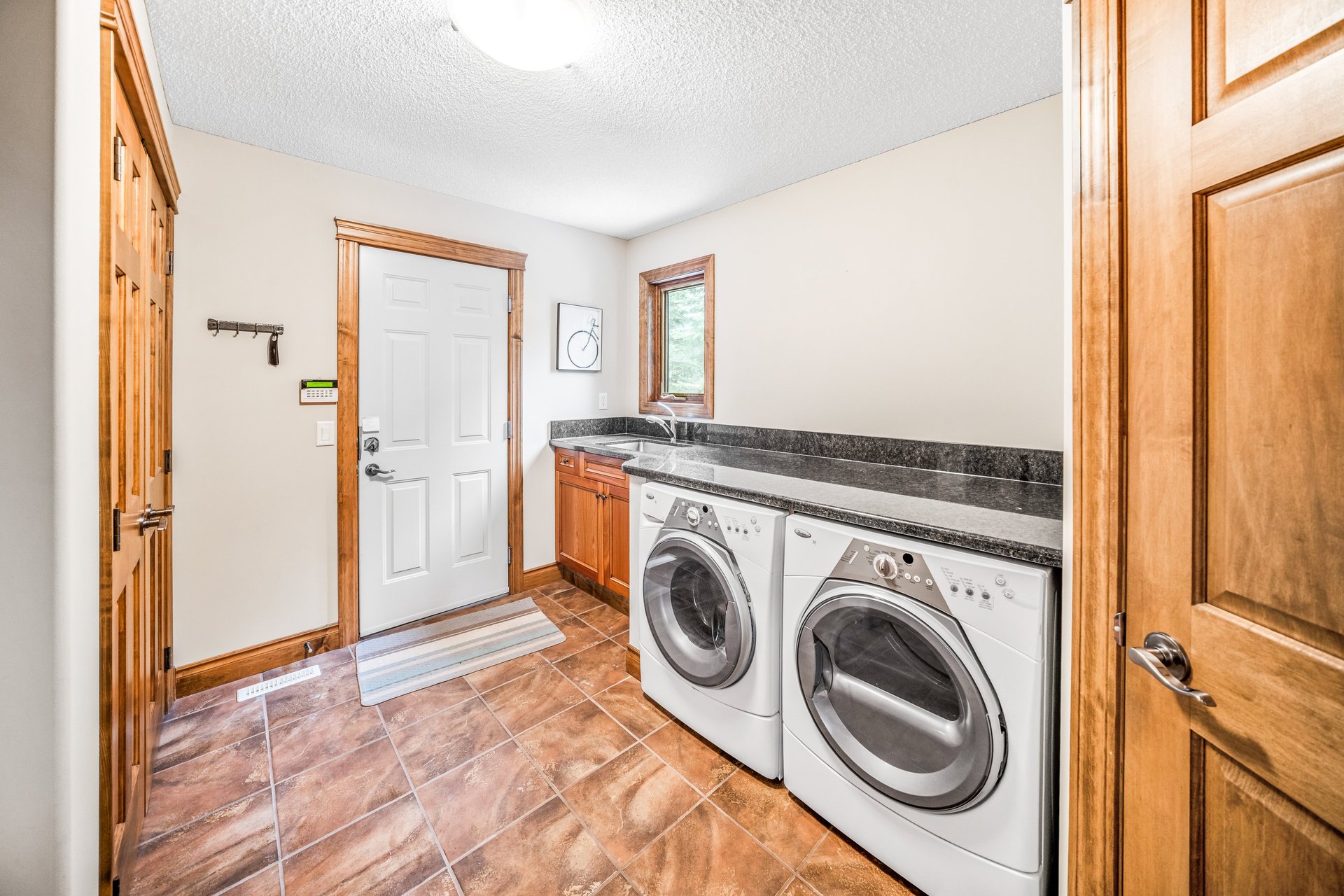 282 Miskow Close