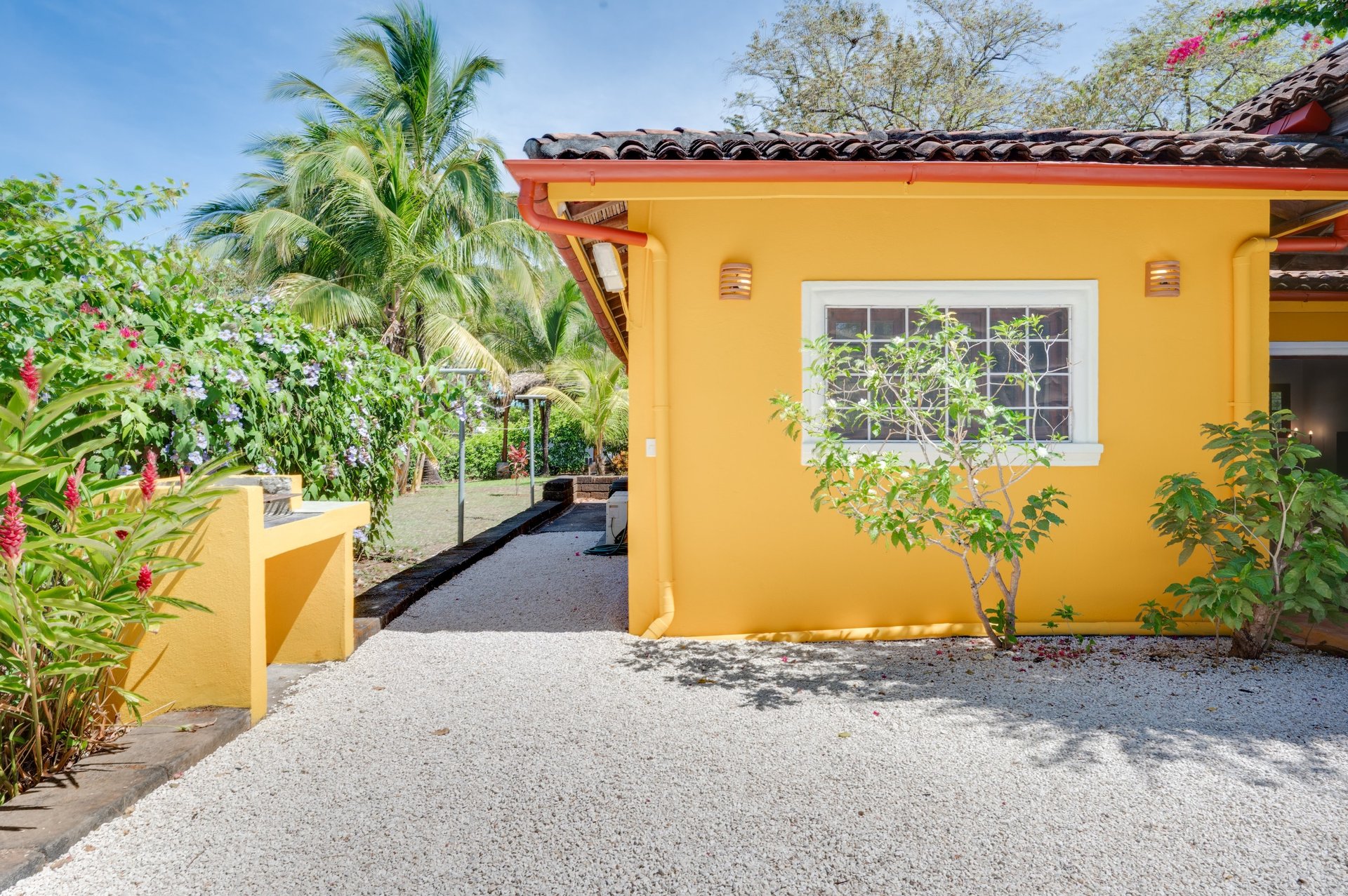 Villa La Josefina | Exclusive Estate with Three Villas and Two Pools in La Josefina, Tamarindo