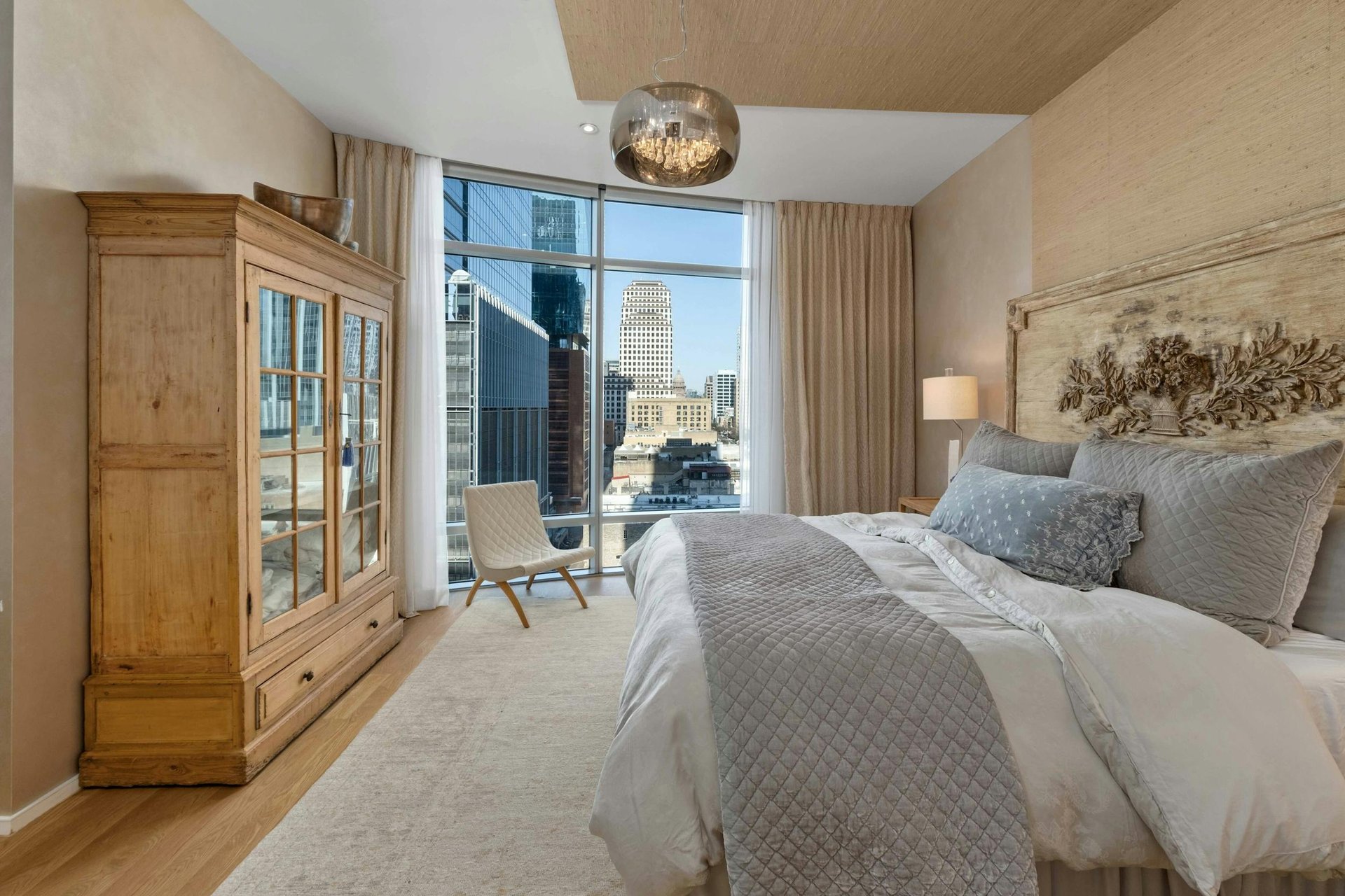 200 Congress Ave #11E