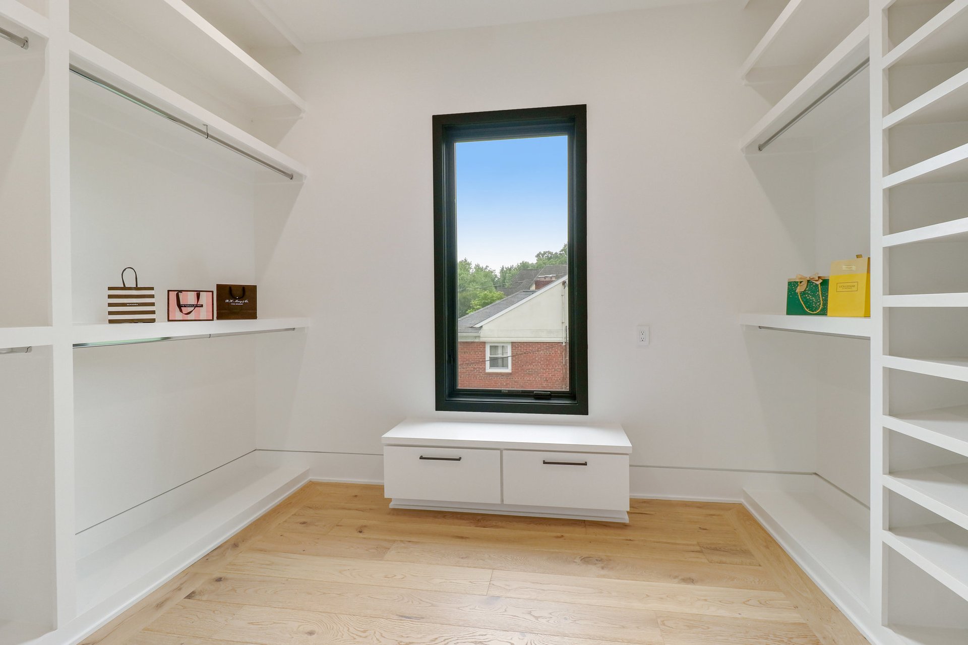 	  	1138 Basil Rd, Mclean, VA 22101