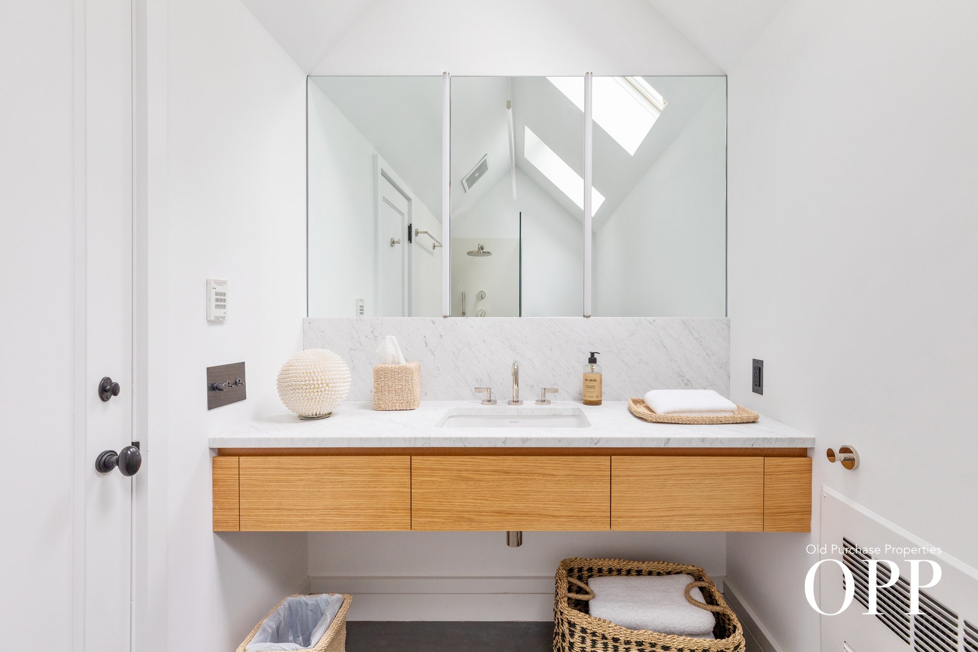 HIGHEST SALE ON BELLPORT LANE