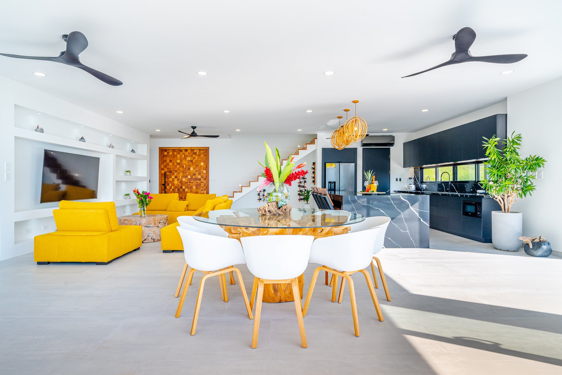 Luxury 4-Bed Home with Ocean & Jungle Views in Ojochal