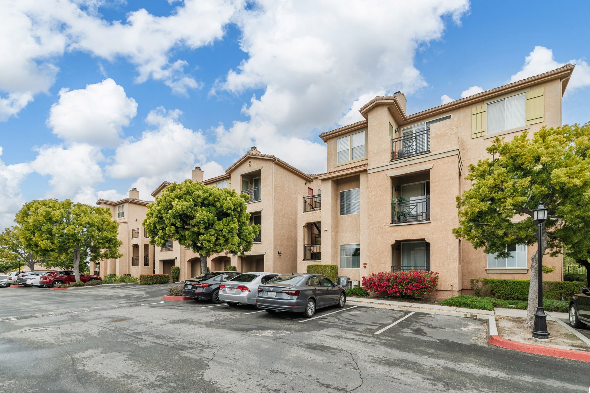 3840 Elijah Ct #825
