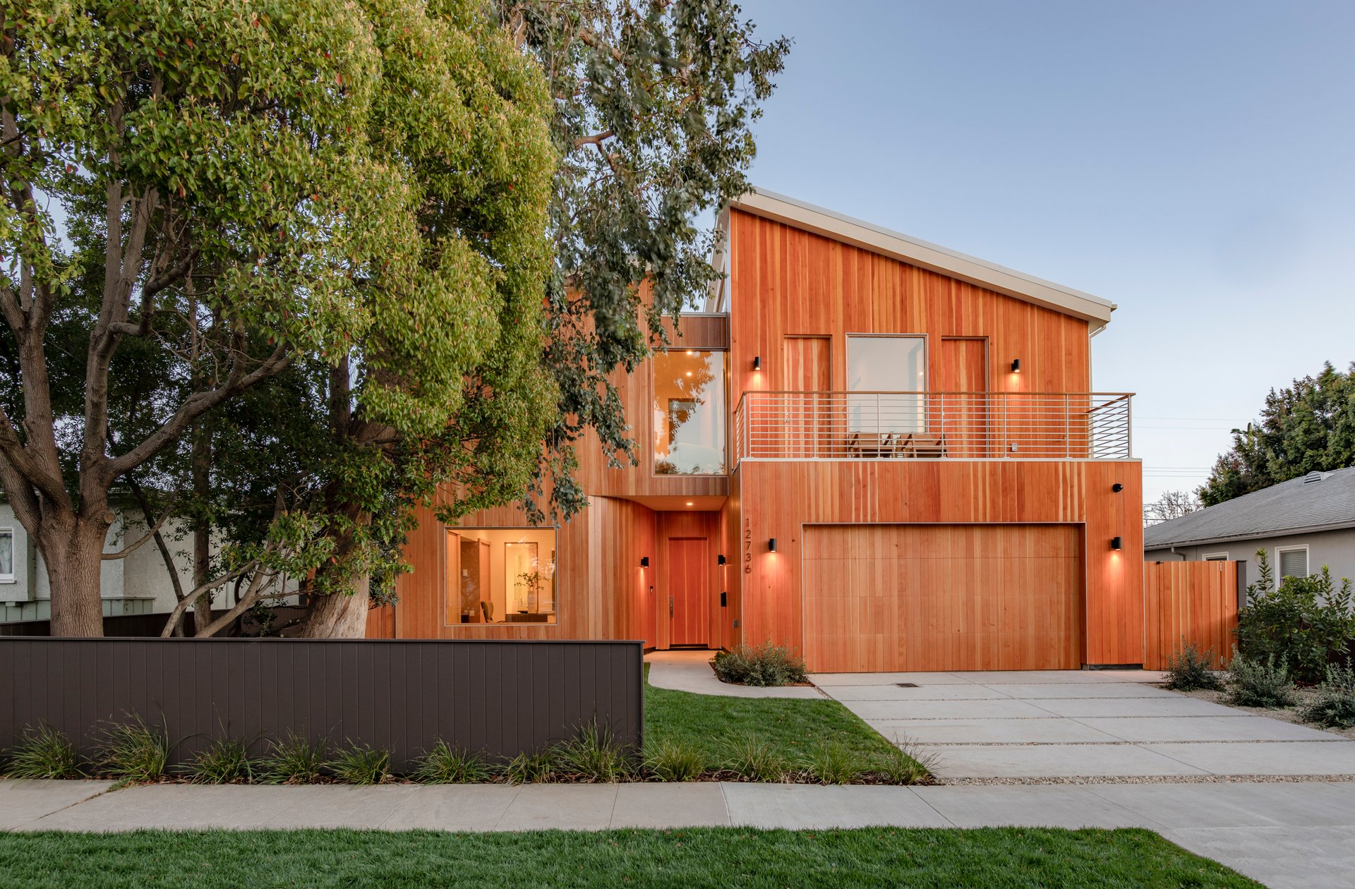 12736 Dewey St