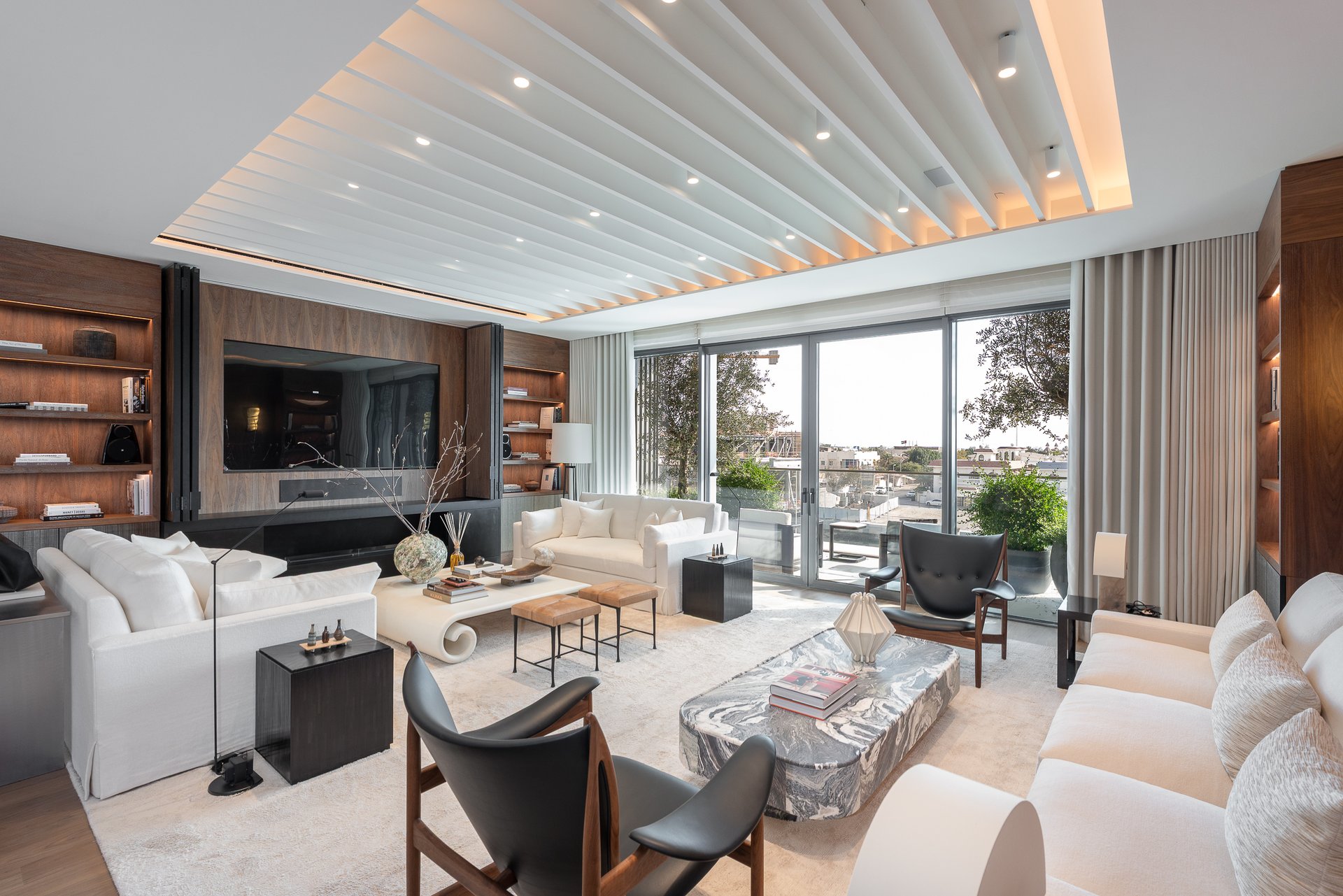 Four Seasons Private Residences - Penthouse 