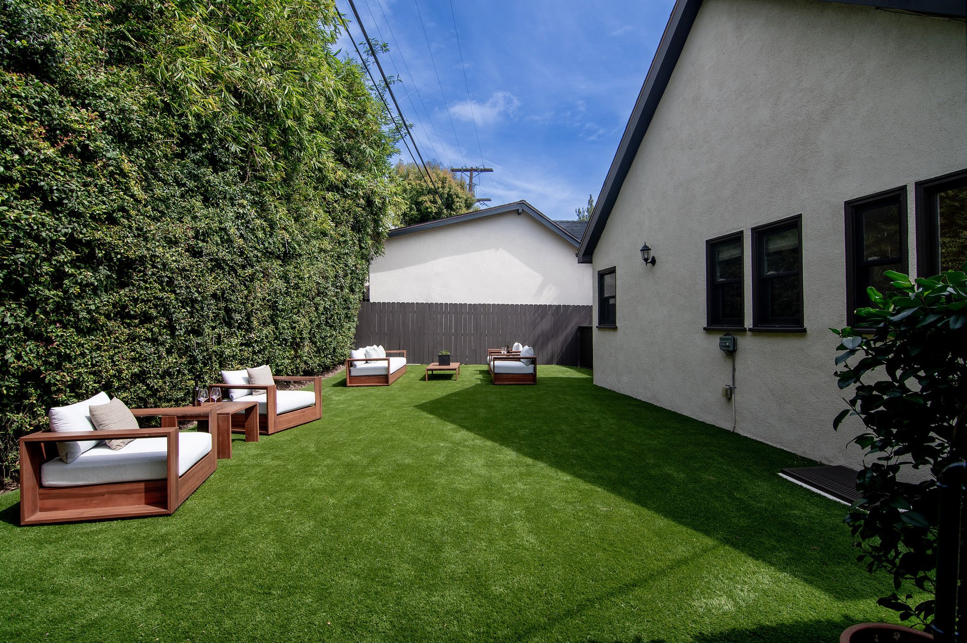 607 Lillian Way