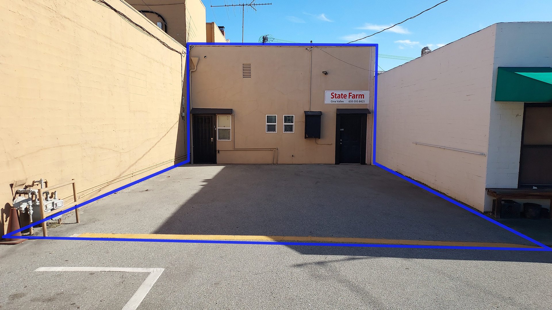 High Traffic Commercial Opportunity 