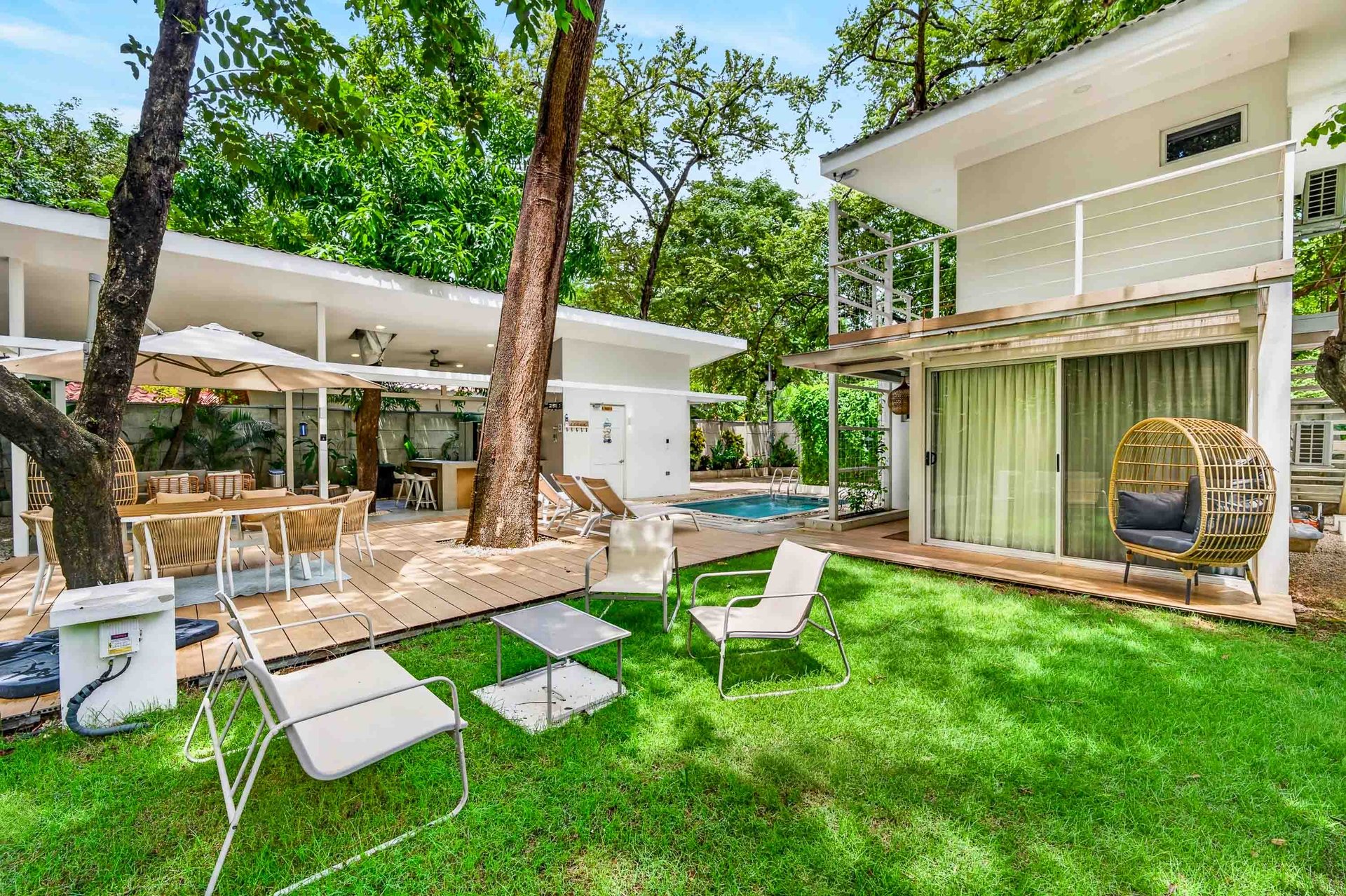 Hakuna Matata Villa Boutique | 3-Bedroom Tropical Home Near Playa Potrero