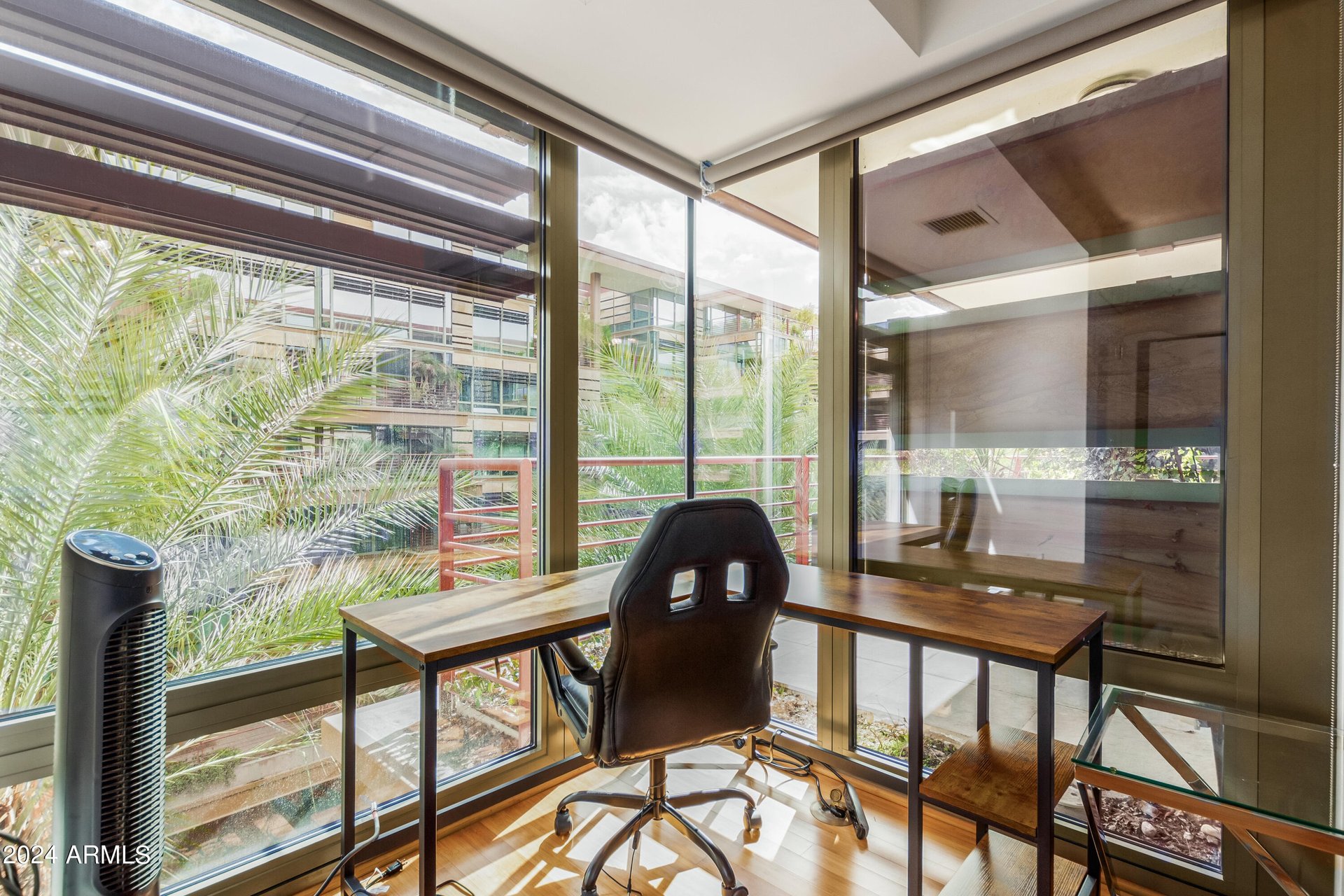 7137 E Rancho Vista Dr, #4005