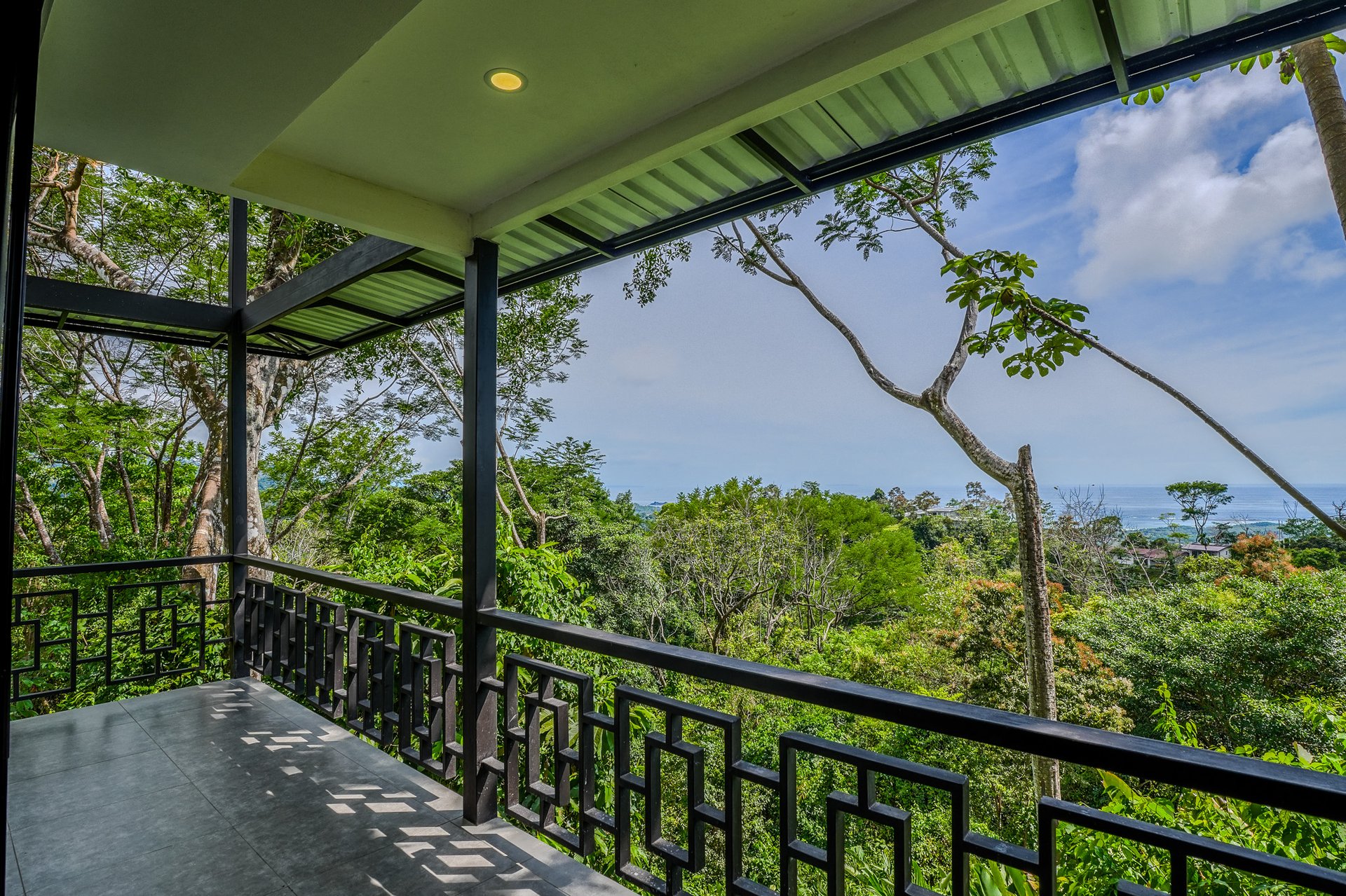 Casa La Roca, Whale's Tail 3 Bedroom Home In Uvita!