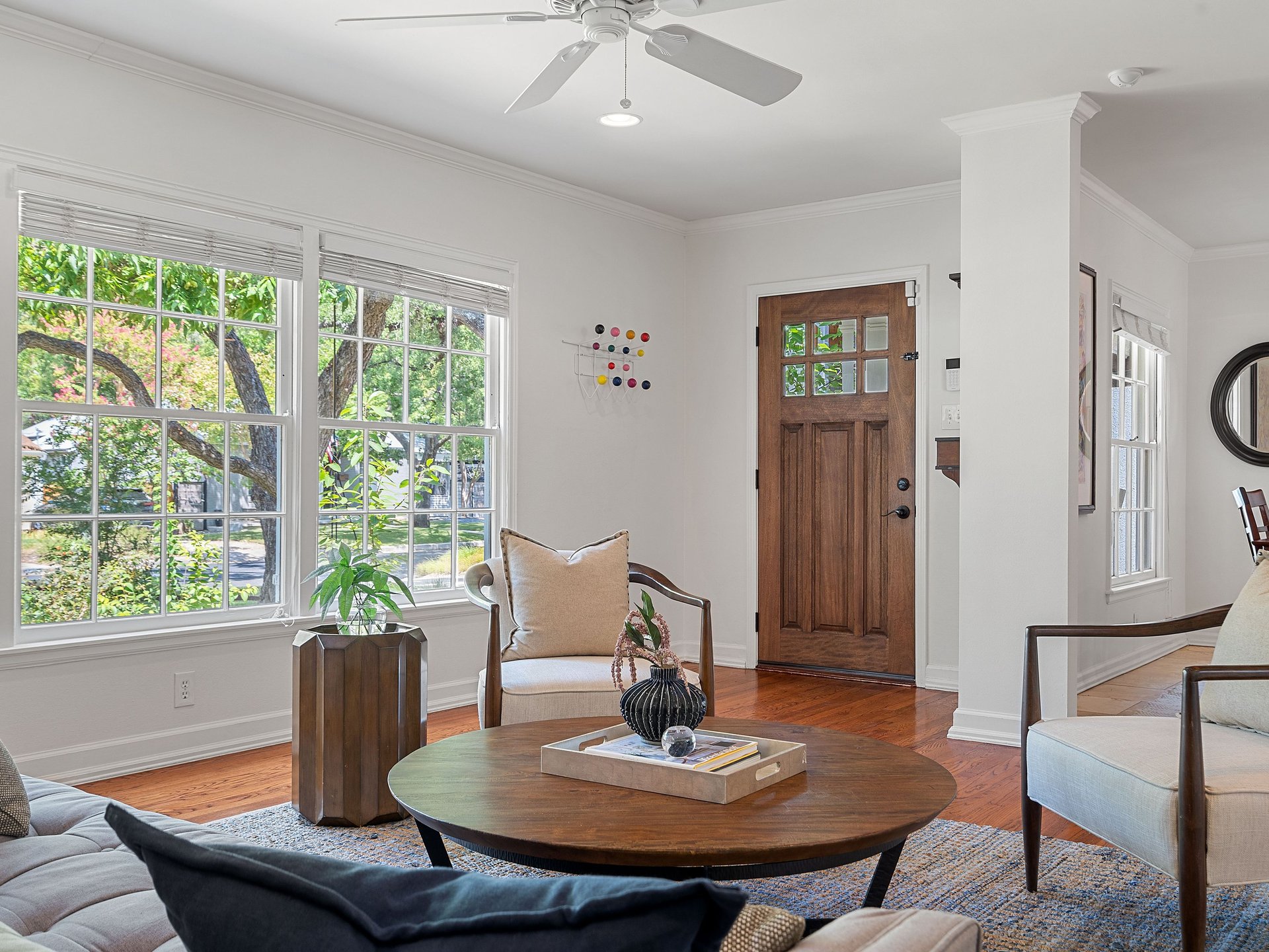 Modern Elegance in Bryker Woods