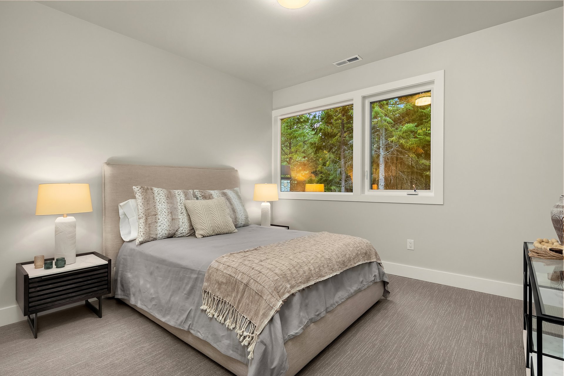 1130 Ruby King Loop