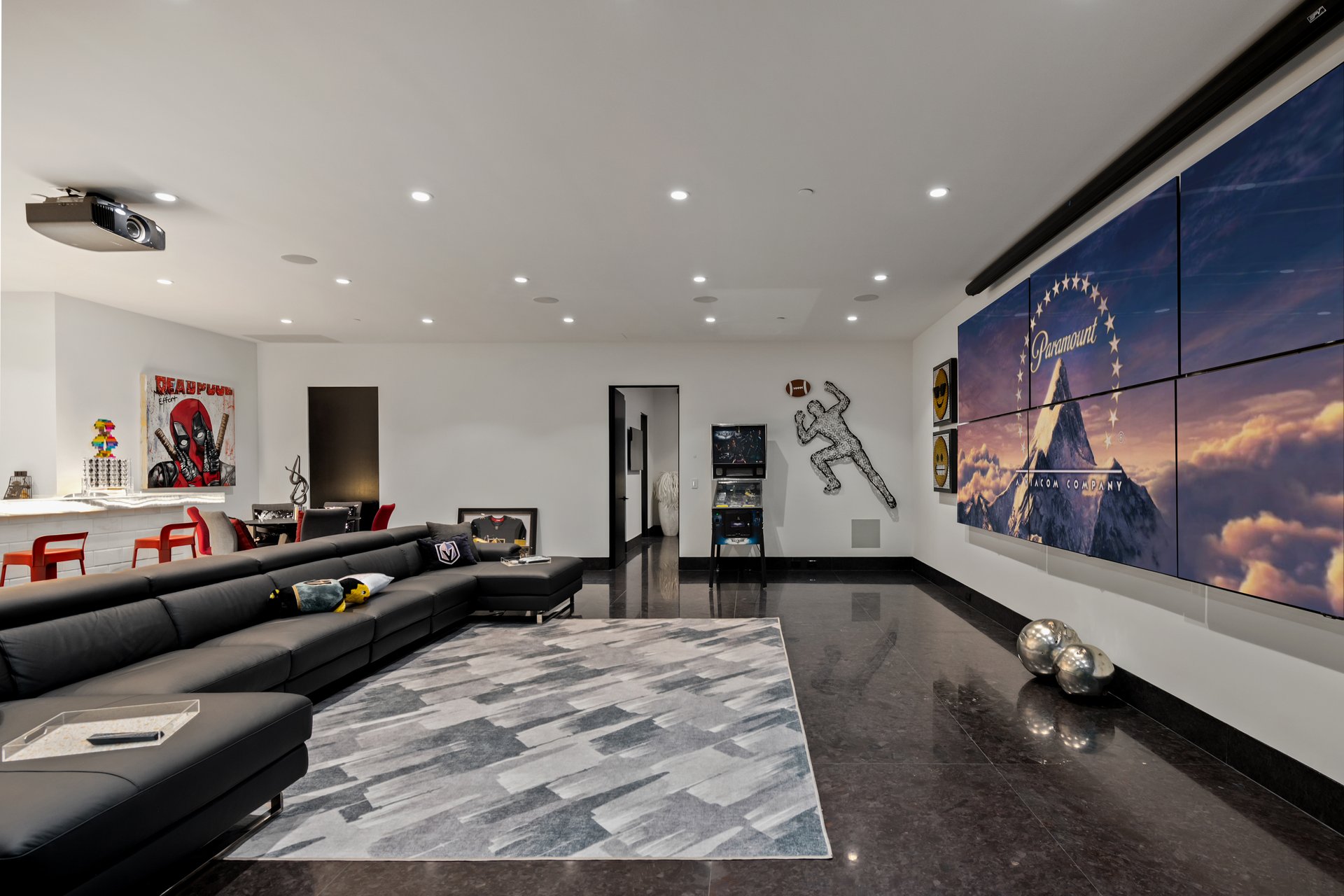 44 Hawk Ridge Drive