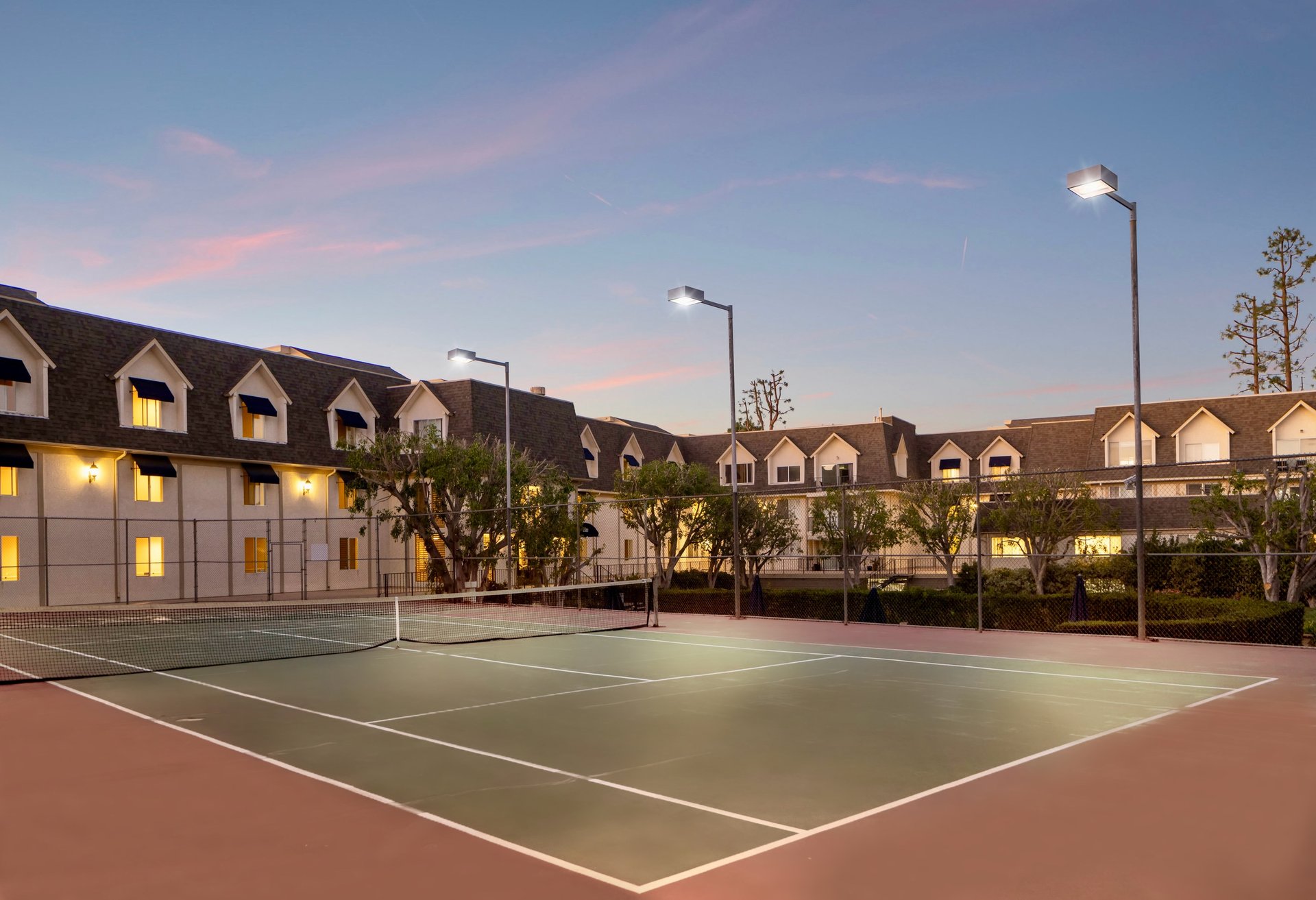 2385 Roscomare Rd Unit: D3, Bel Air 
