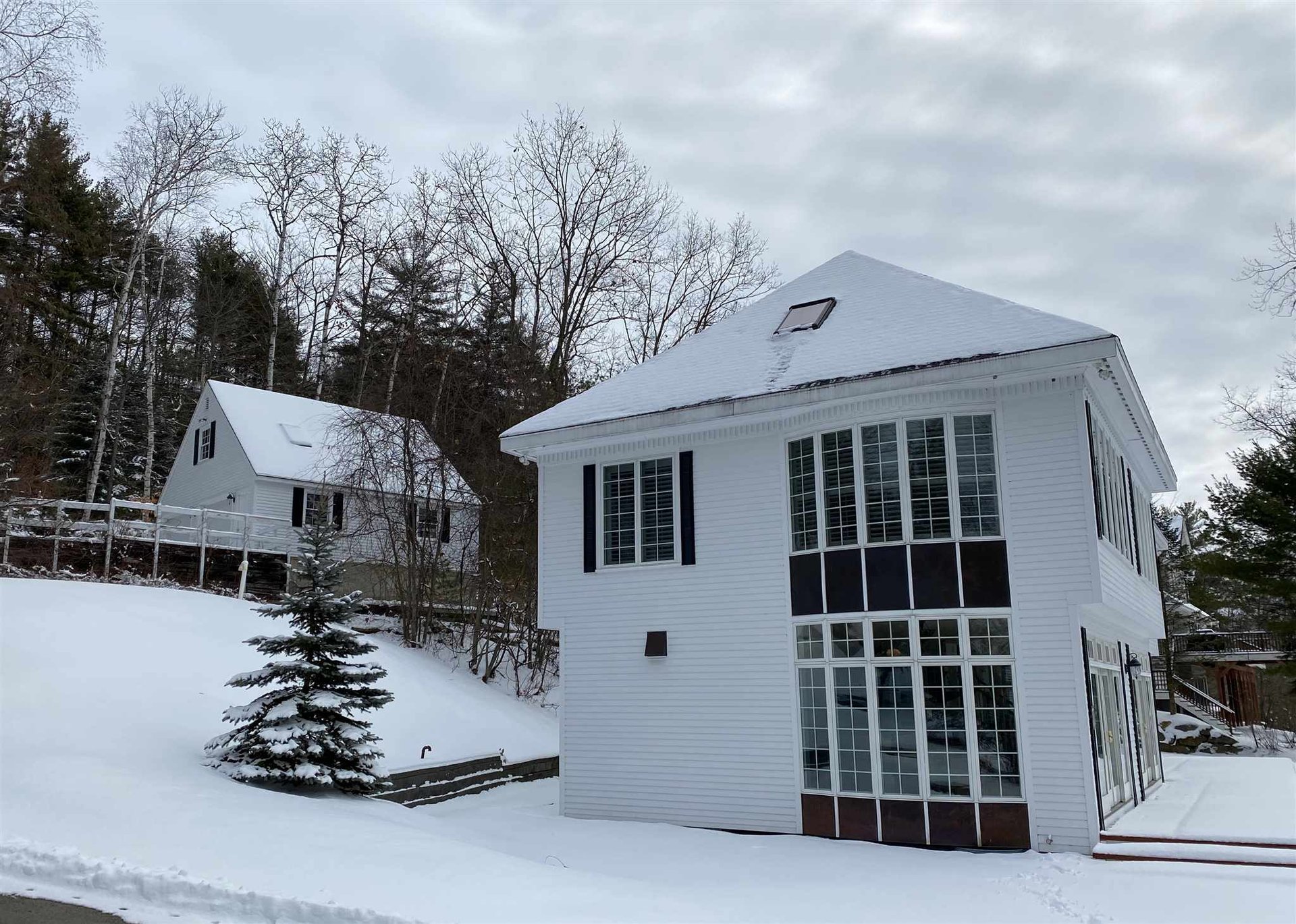 224 Edgewater Drive