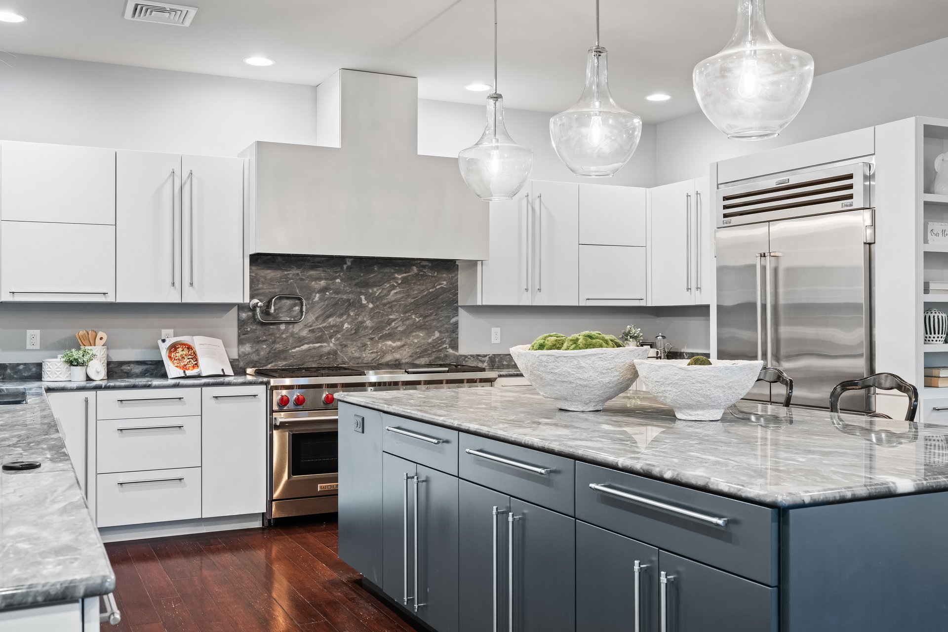2687 Avenue Du Vlg