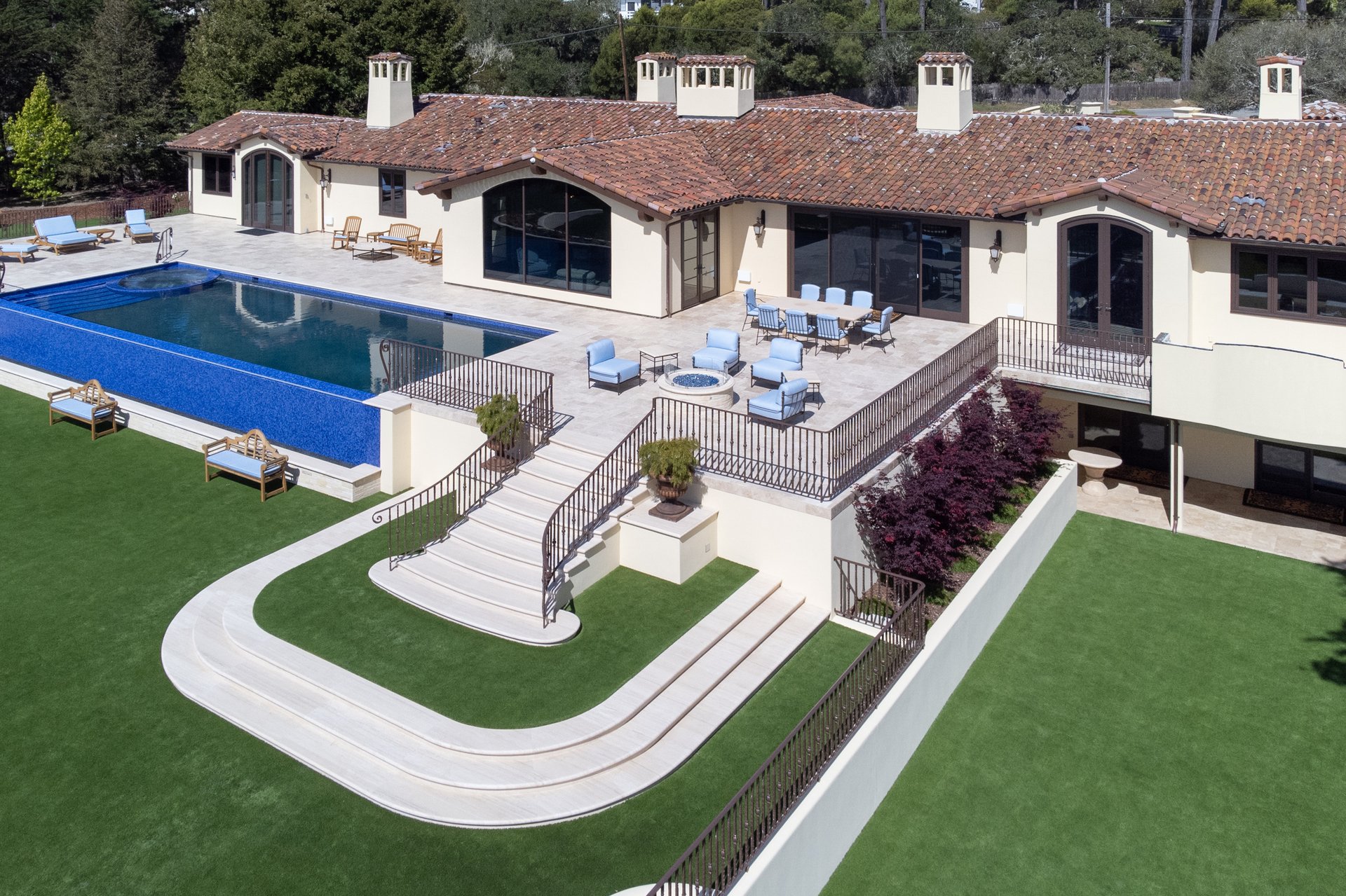 Hummingbird House - Premier Pebble Beach Estate