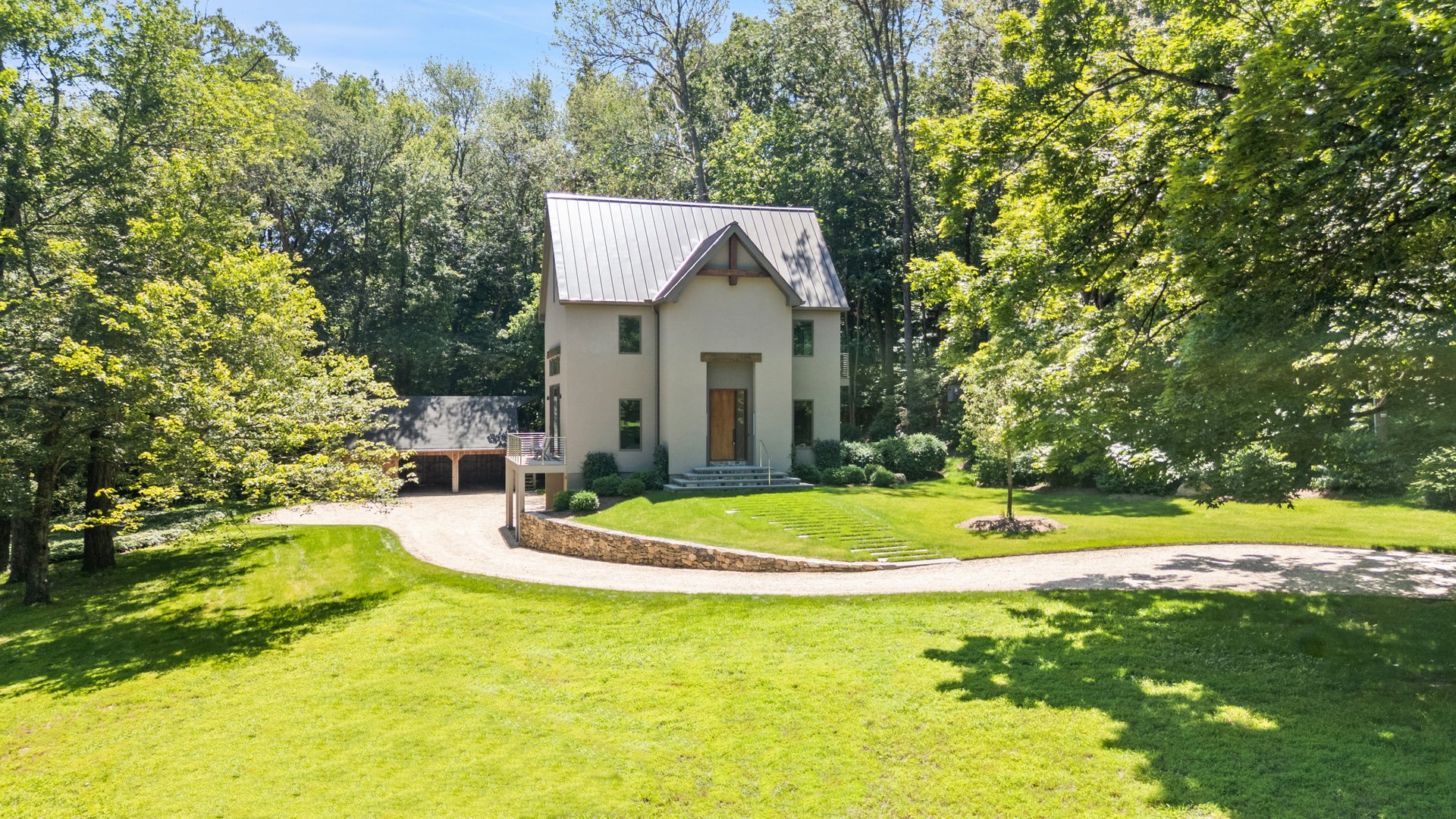 26 Pound Ridge Road