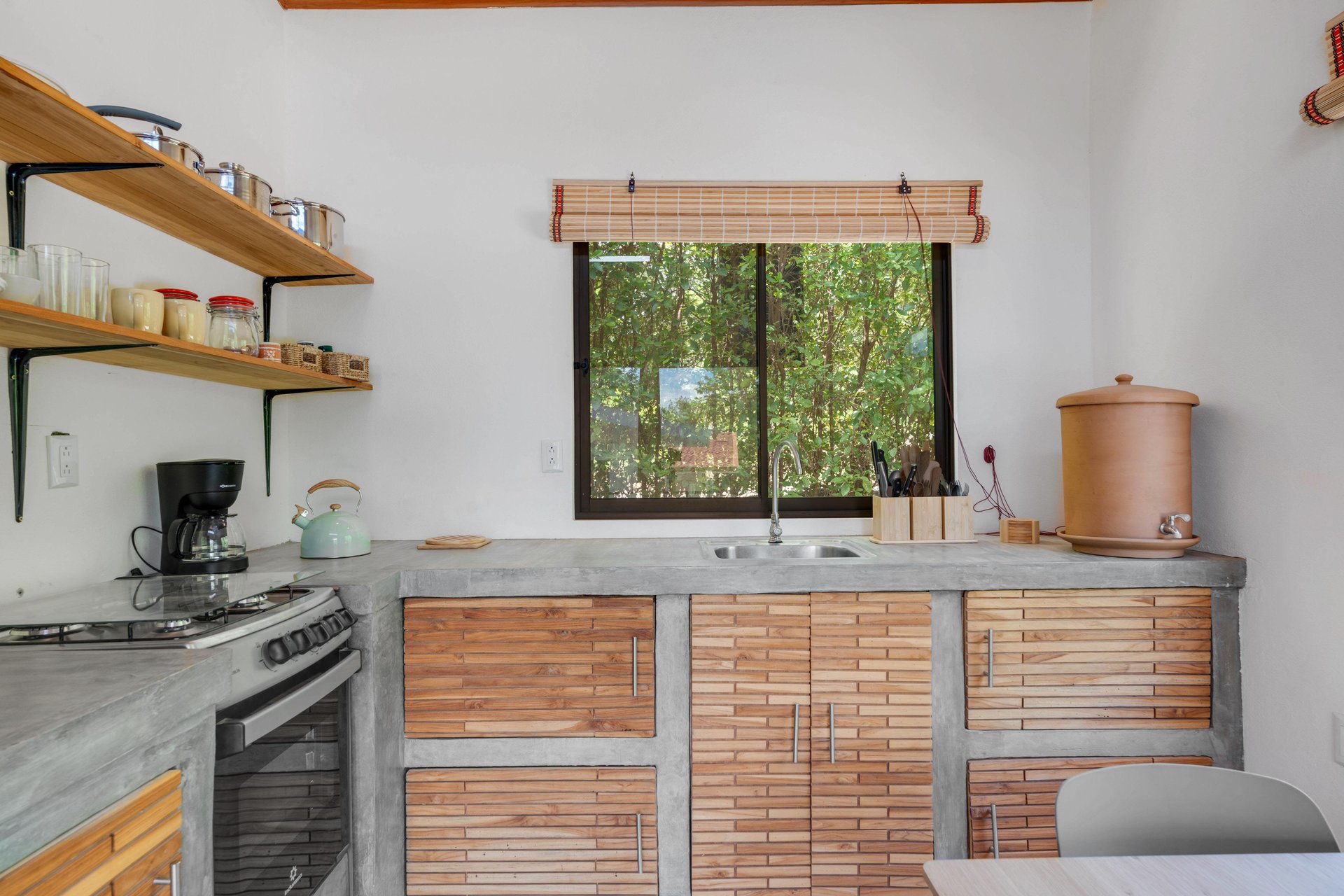 Multi-Home Property | Versatile Estate Near Playa Avellanas