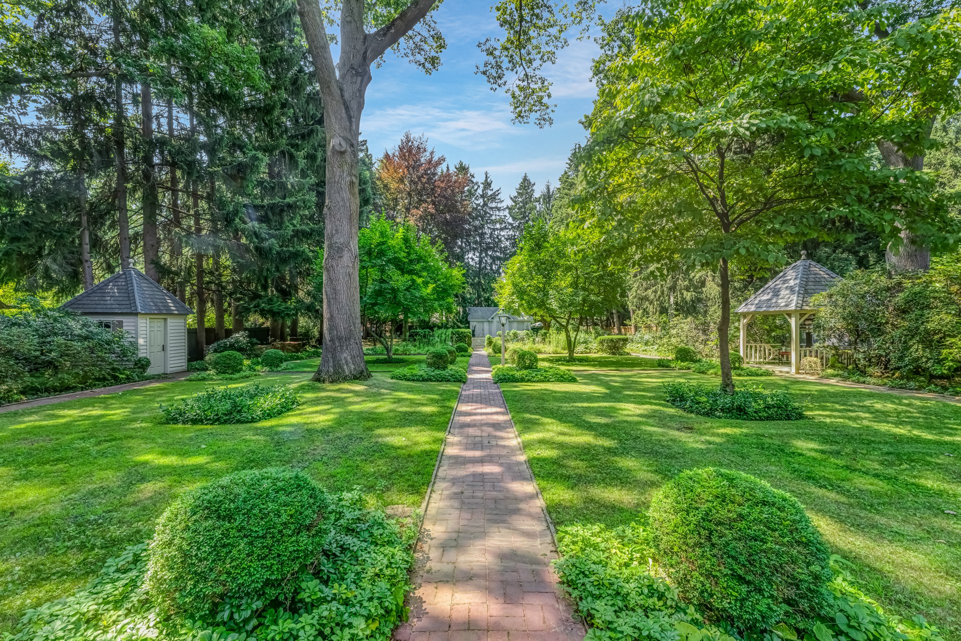 190 Donnelly Dr