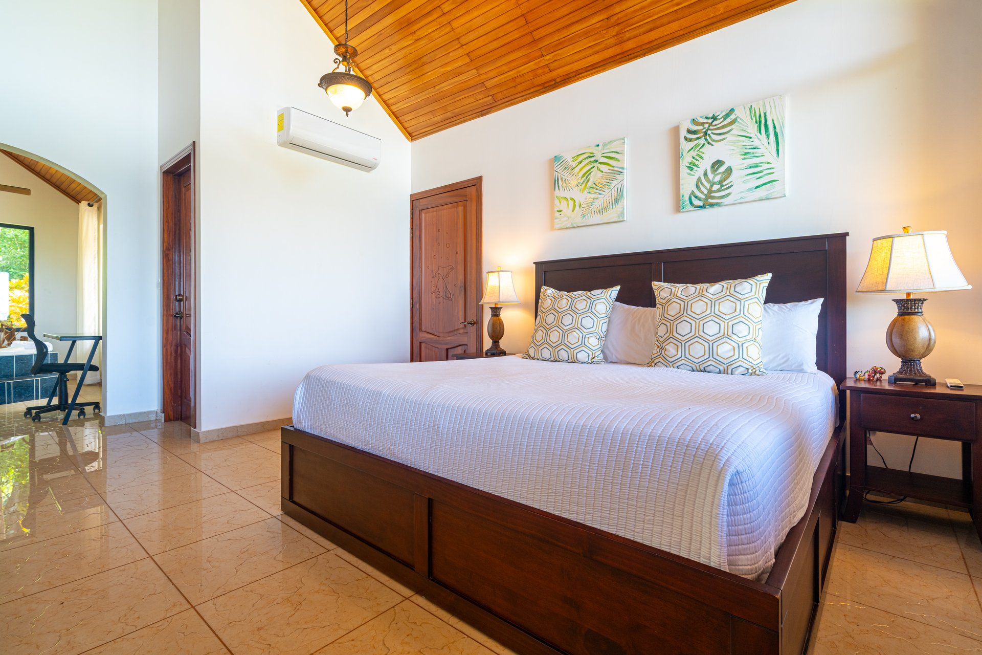 Casa La Bendición, Private Jungle Retreat with Ocean View
