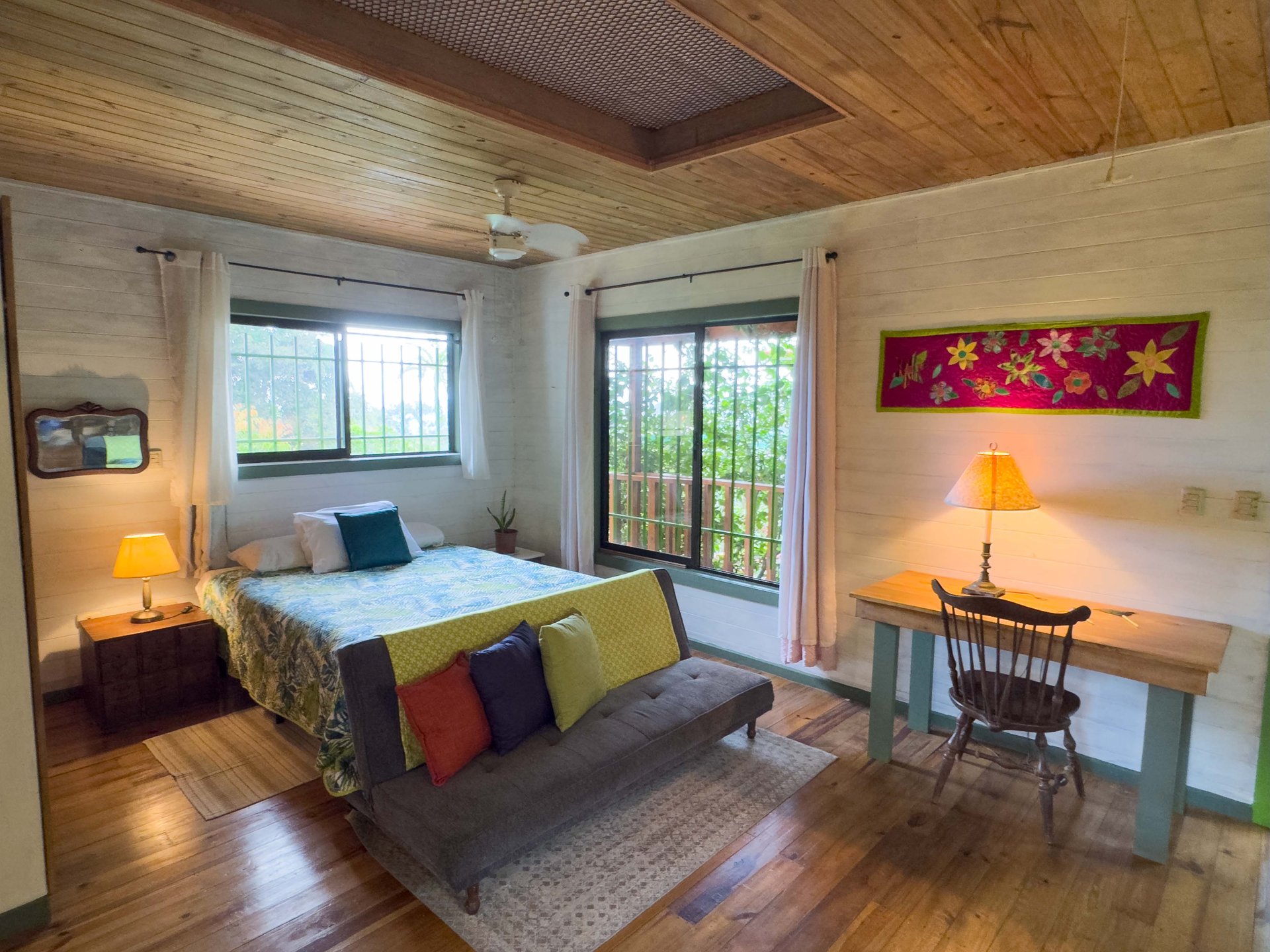 Tinamastes Eco Orchard | Creekside 2BR Home + Studio Casita