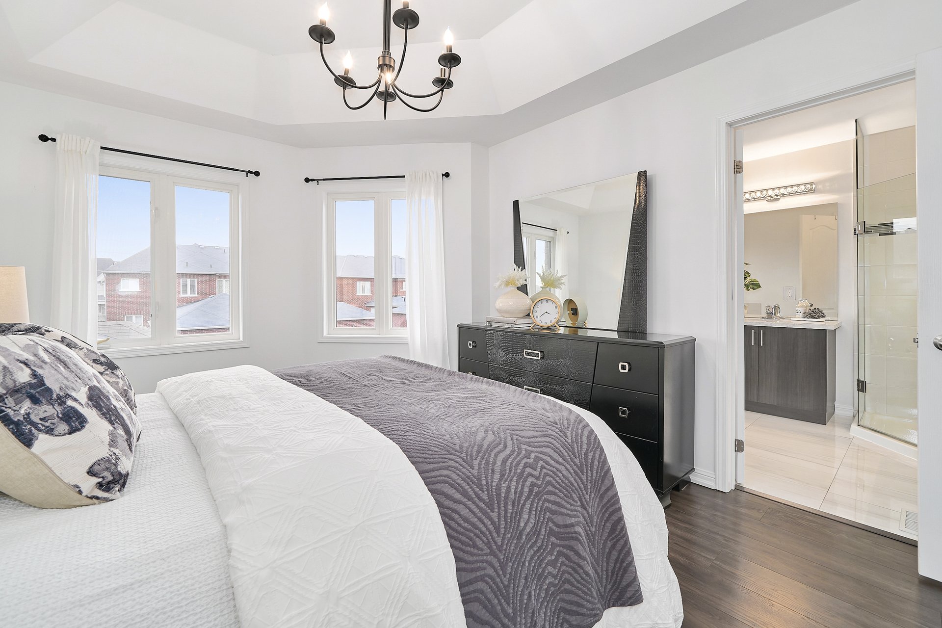 10 Drayton Avenue