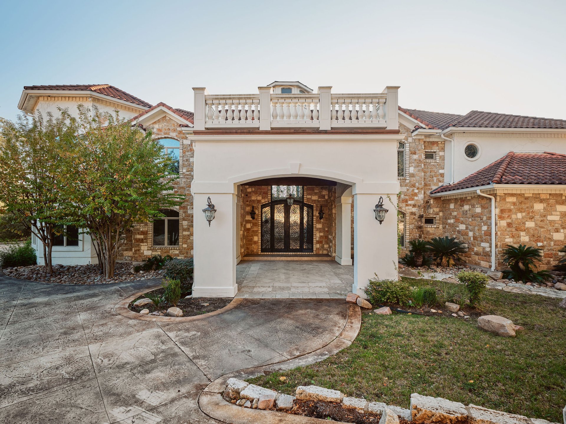 2705 Island Ledge Cove