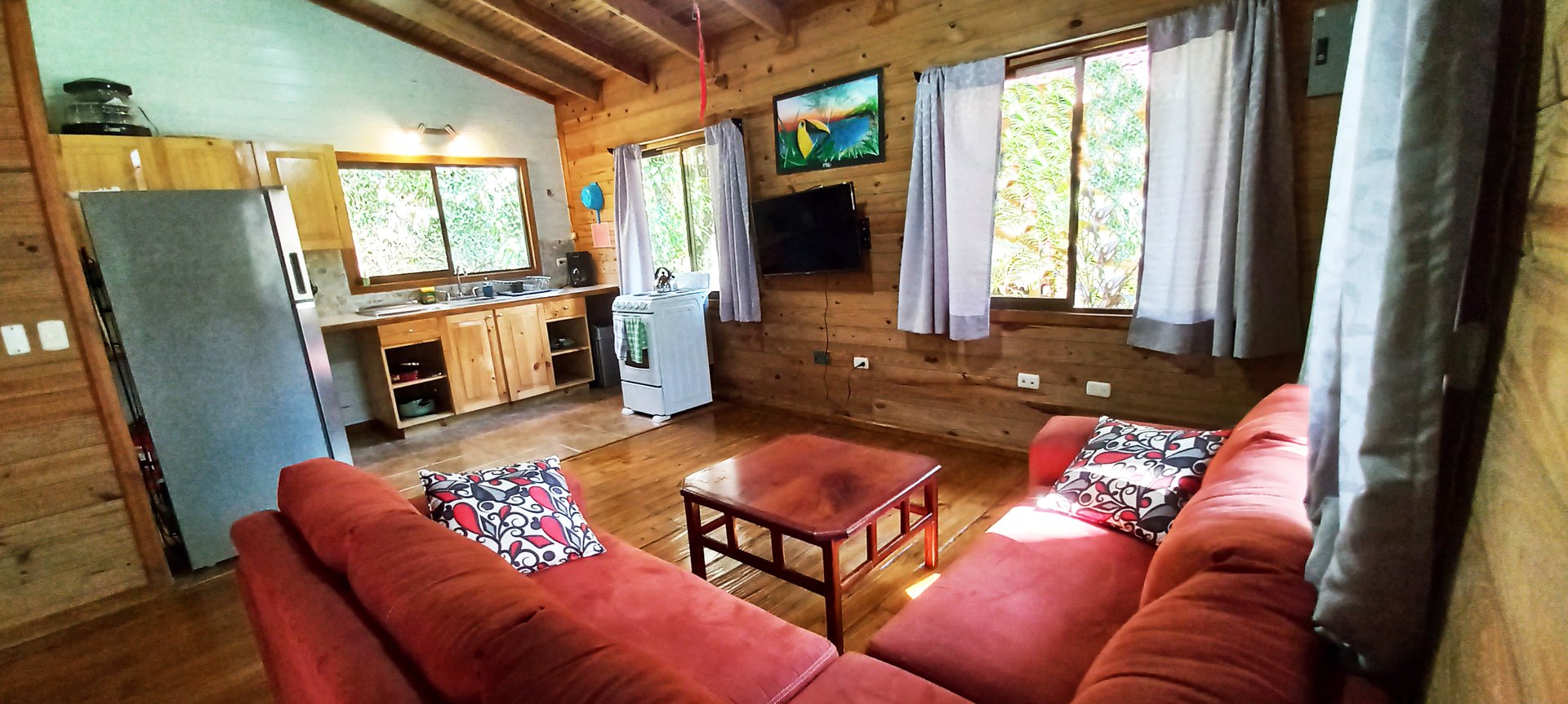 8 Cabinas with Swimming Pool on Lush Jungle Property | Uvita