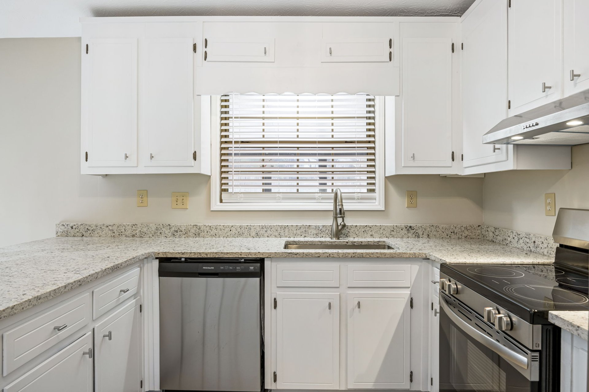 1107 Sanfords Walk, Tucker, GA 30084