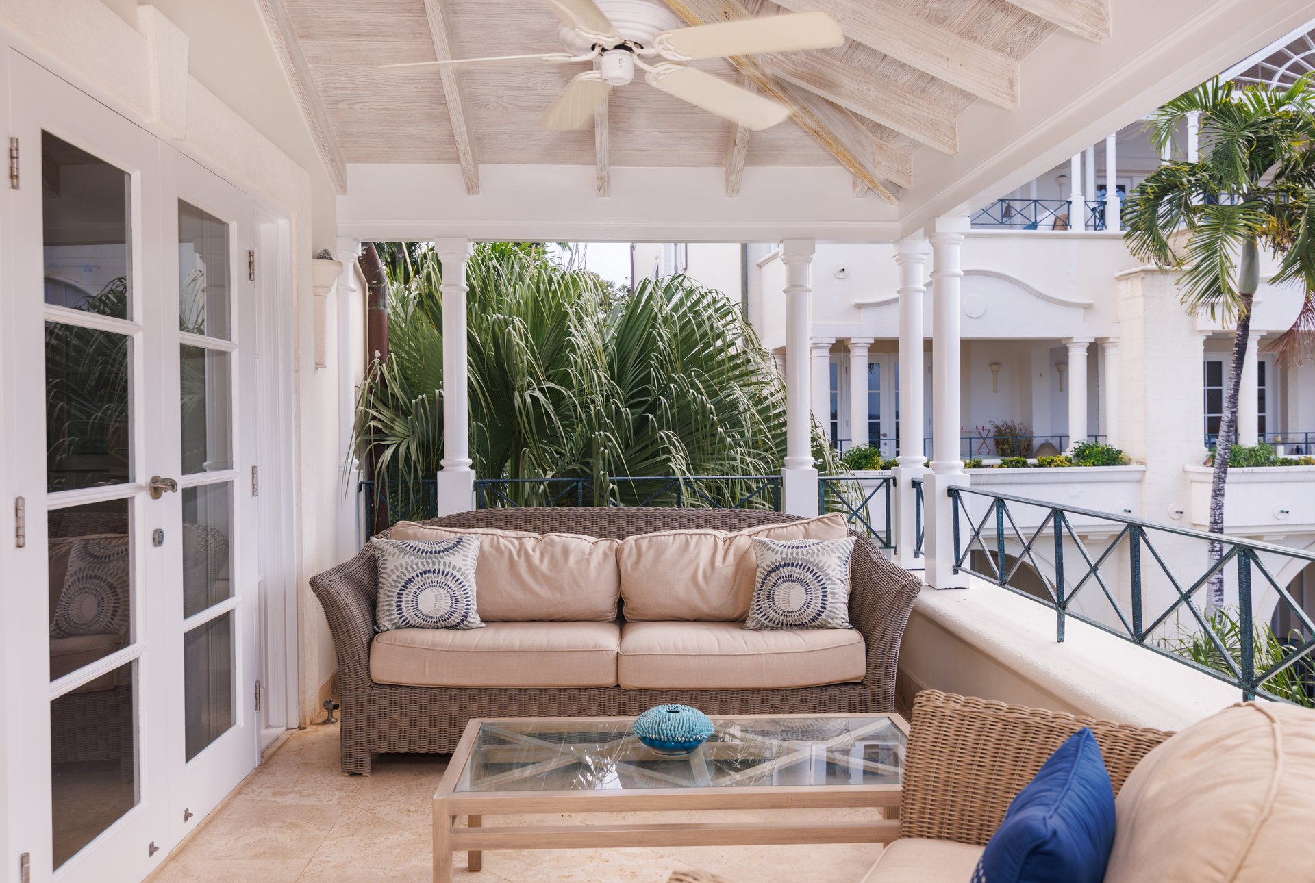 Schooner Bay 303