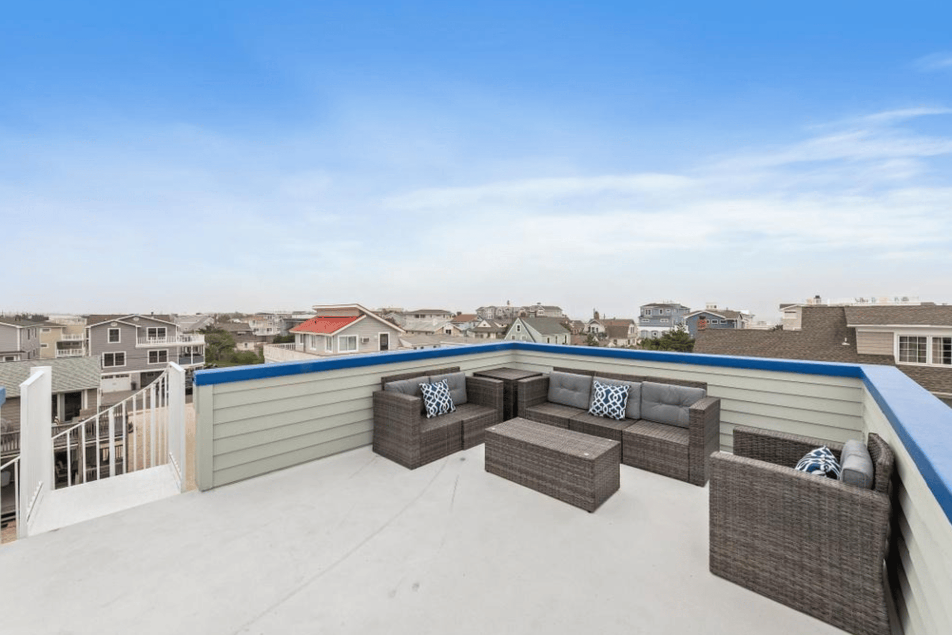 1 E Stanton Ave - Pet Friendly