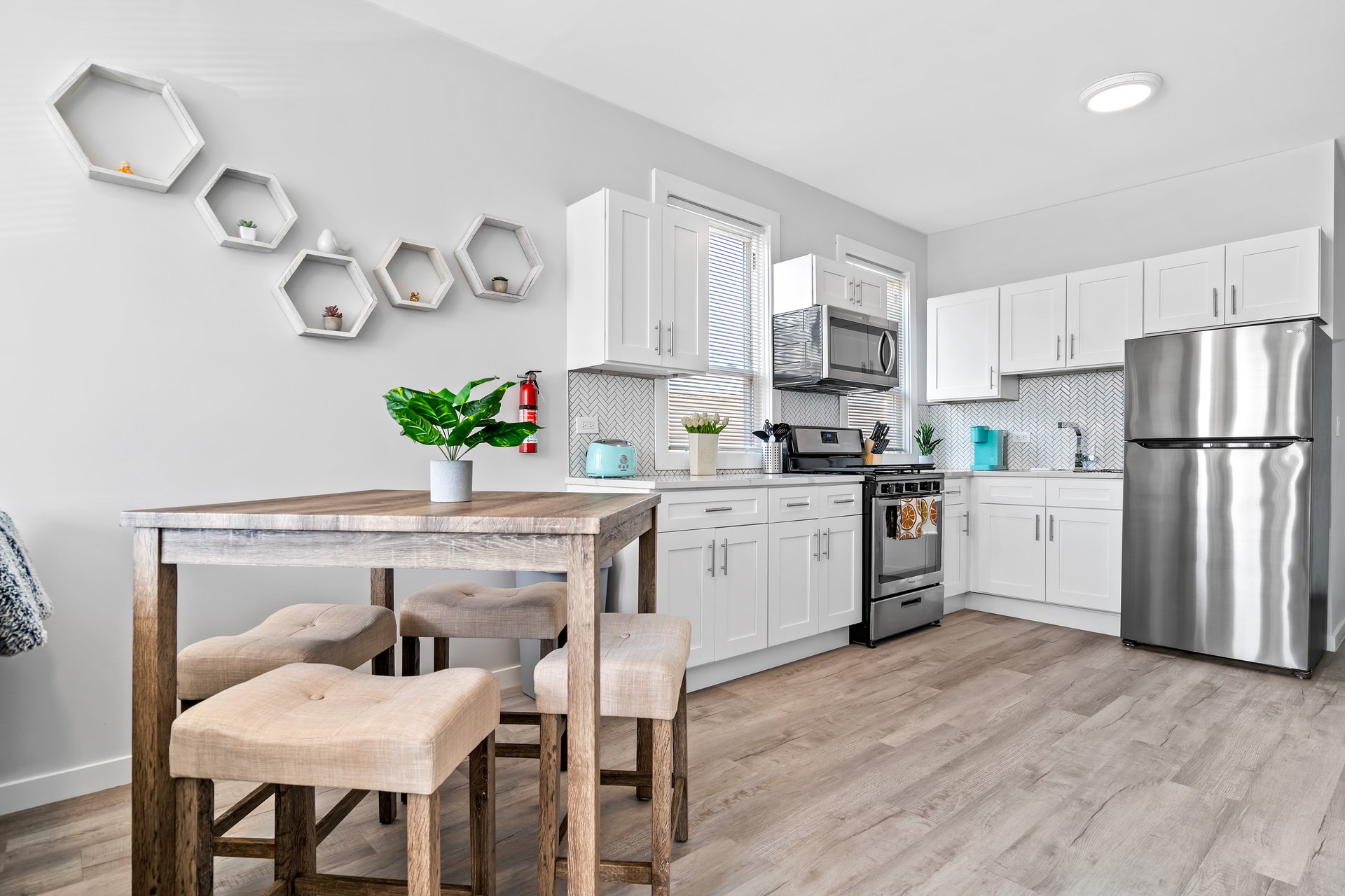 1226 W 31st Pl  Chicago, IL 60608