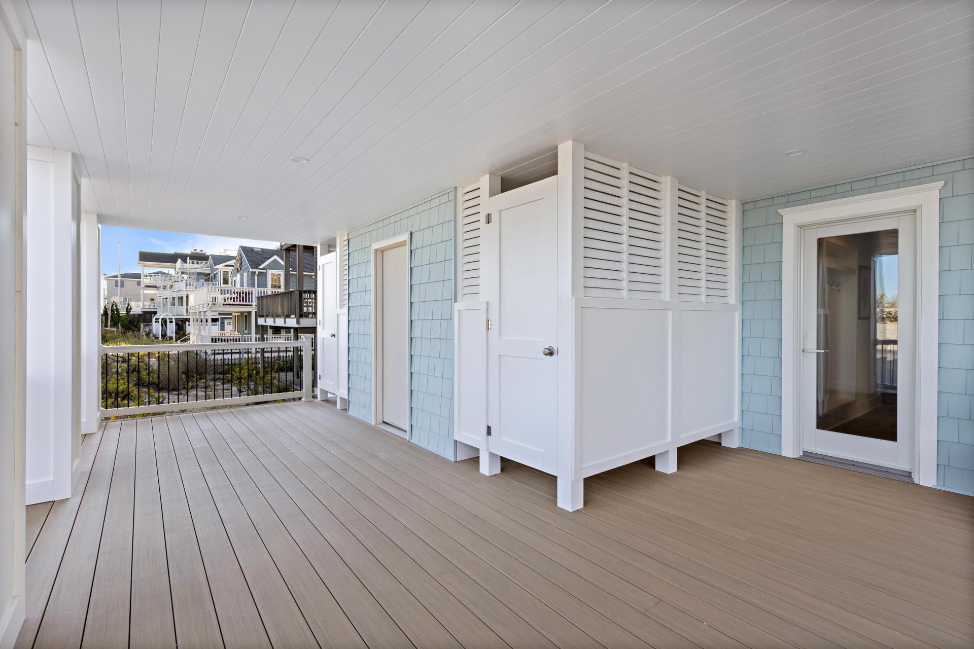 120 E Mermaid Lane