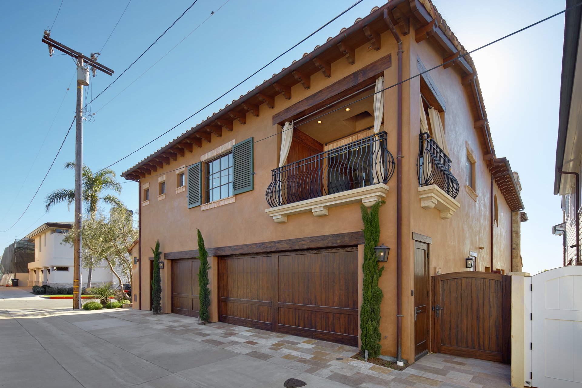 3428 Ocean Boulevard