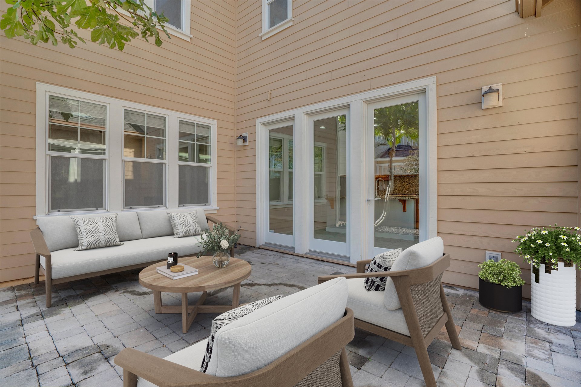 Glen Cove Beauty with View