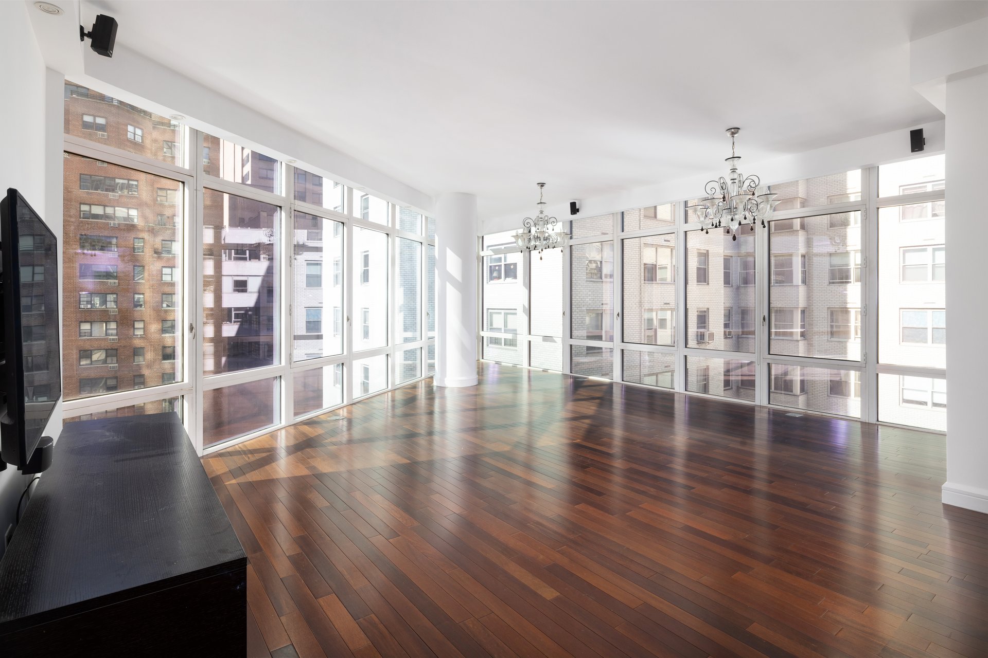207 East 57th Street, 11A