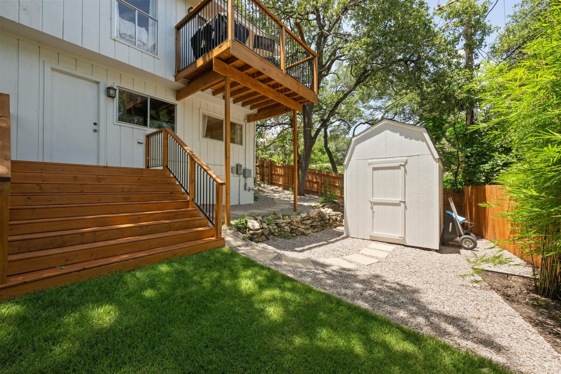 2300 Spring Creek Dr