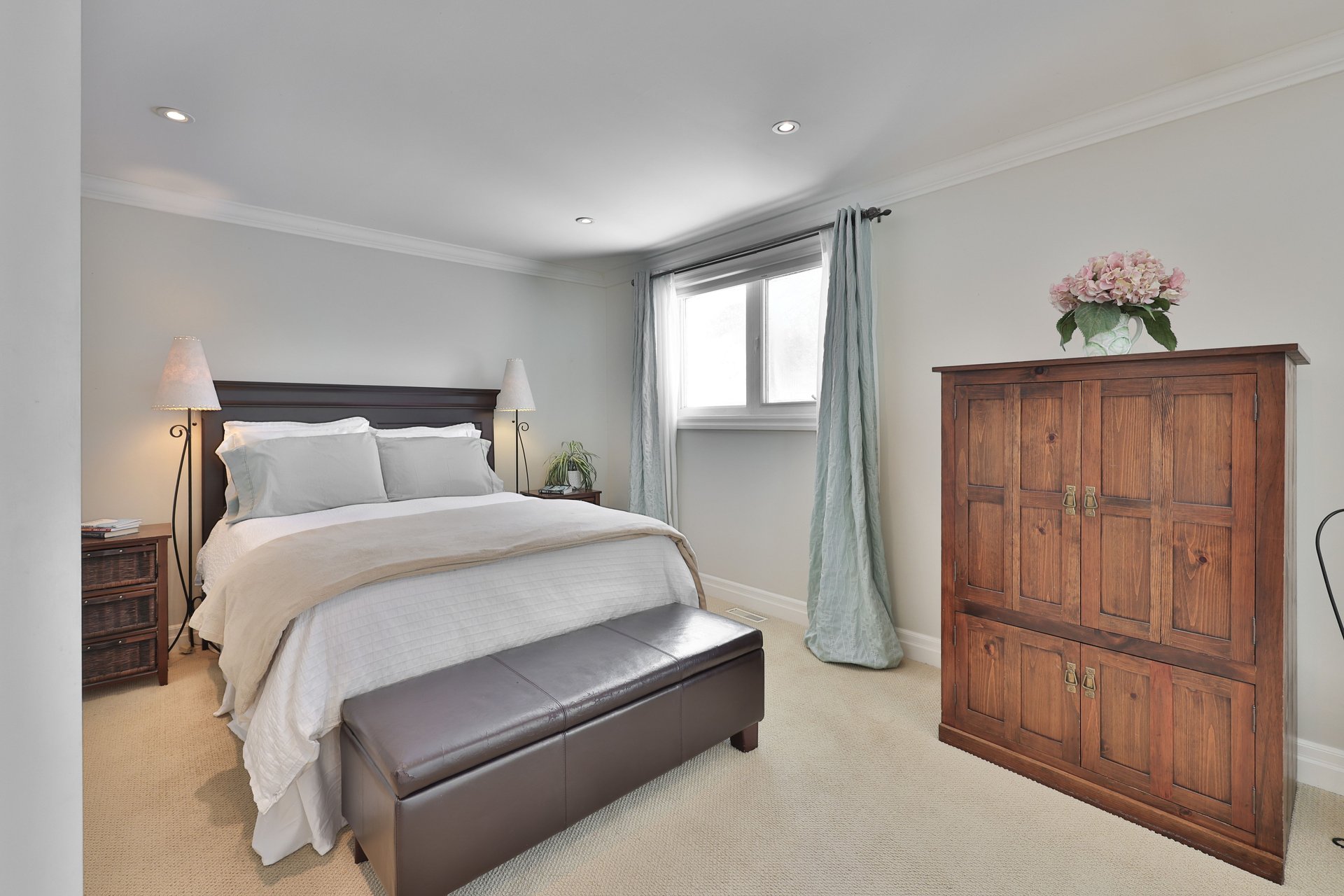 502 Bohemia Crescent, Oakville