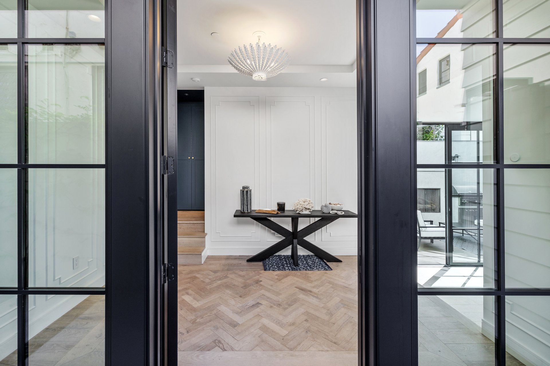 2428 The Strand