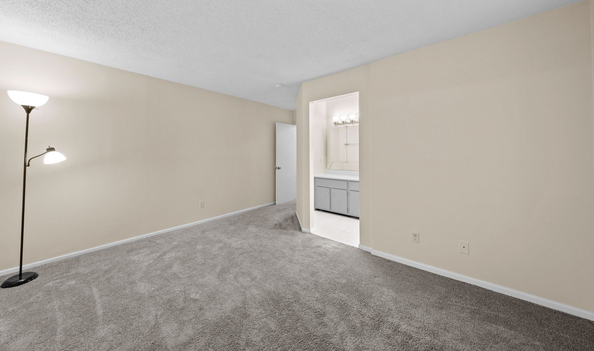 4319 Lindell Blvd Unit #A
