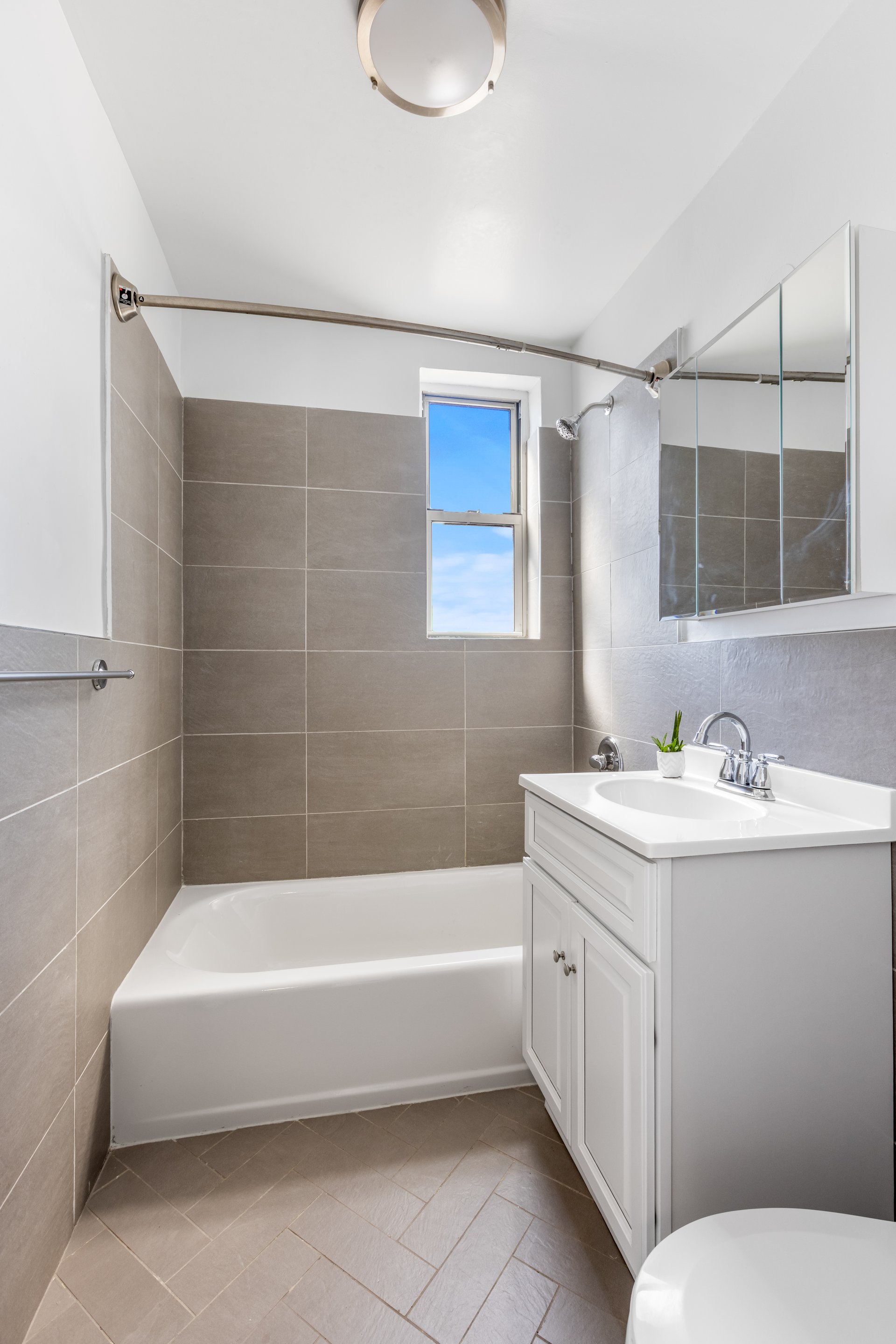 770 Ocean Pkwy 6c