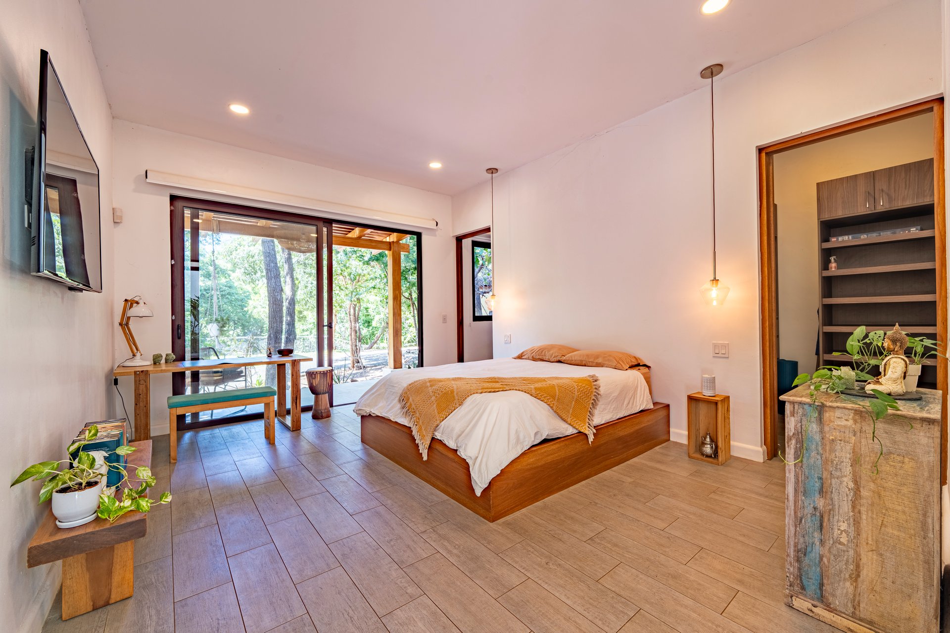 Casa Lolita | 5000 SqM / 1.2 Acre of Private Estate Style Property in Gated Community