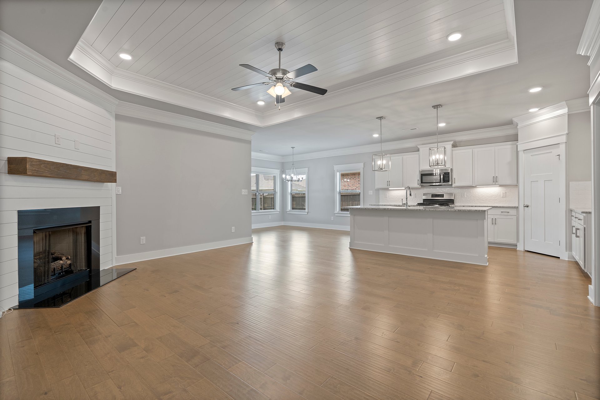 LUXURIOUS MADISON CITY SCHOOLS HOME!