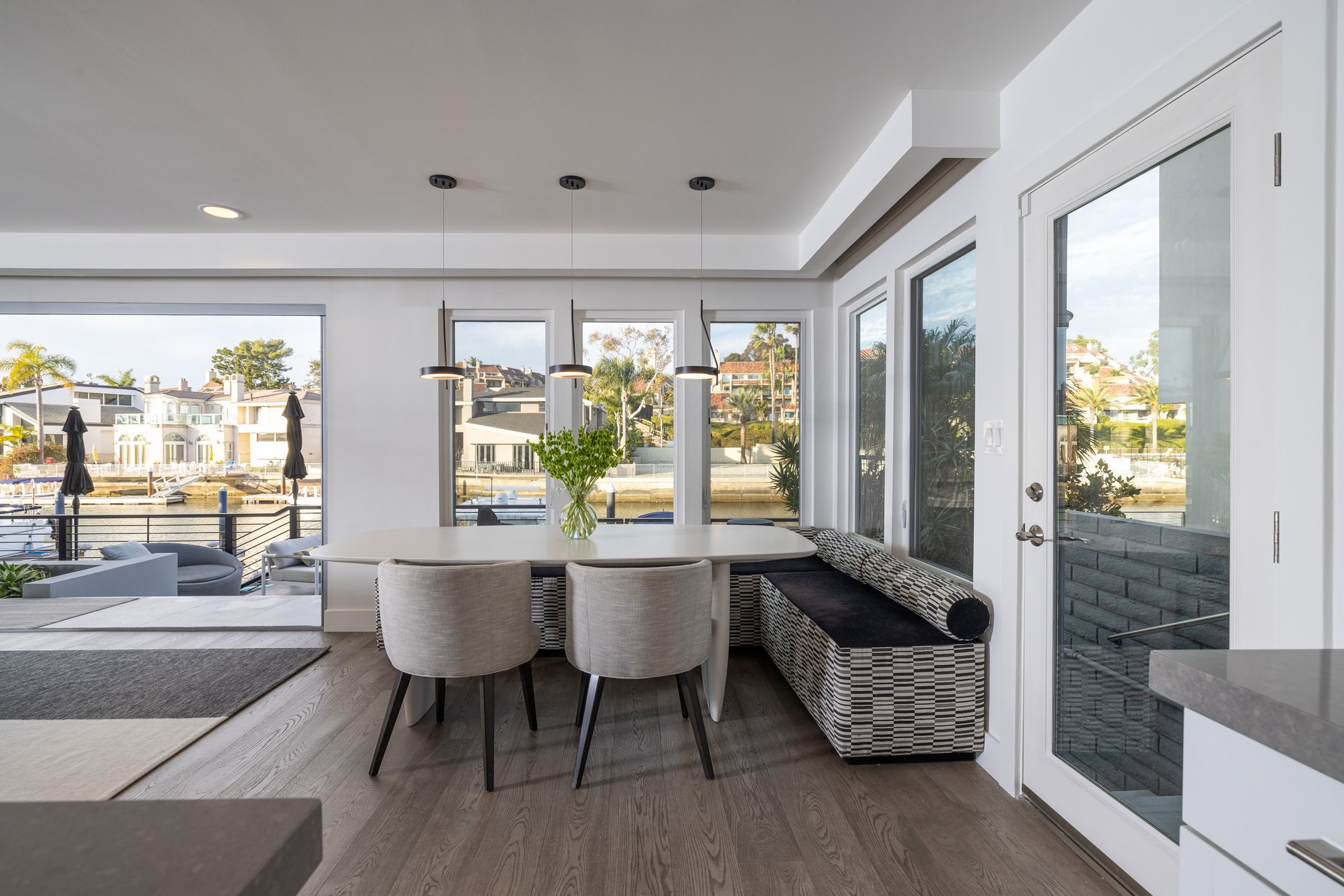 748 Harbor Island Drive