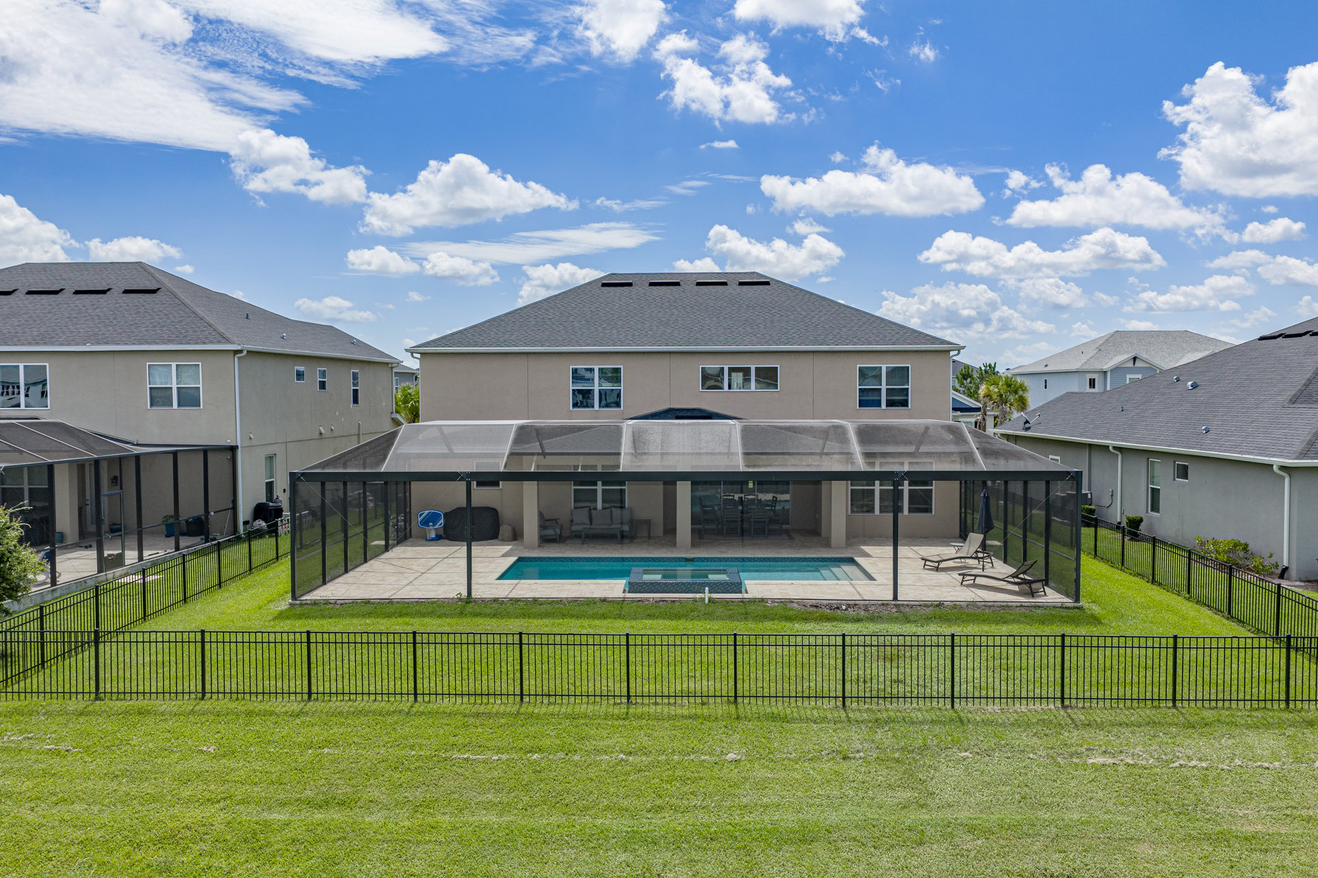 6978 BRADBURY CIR
